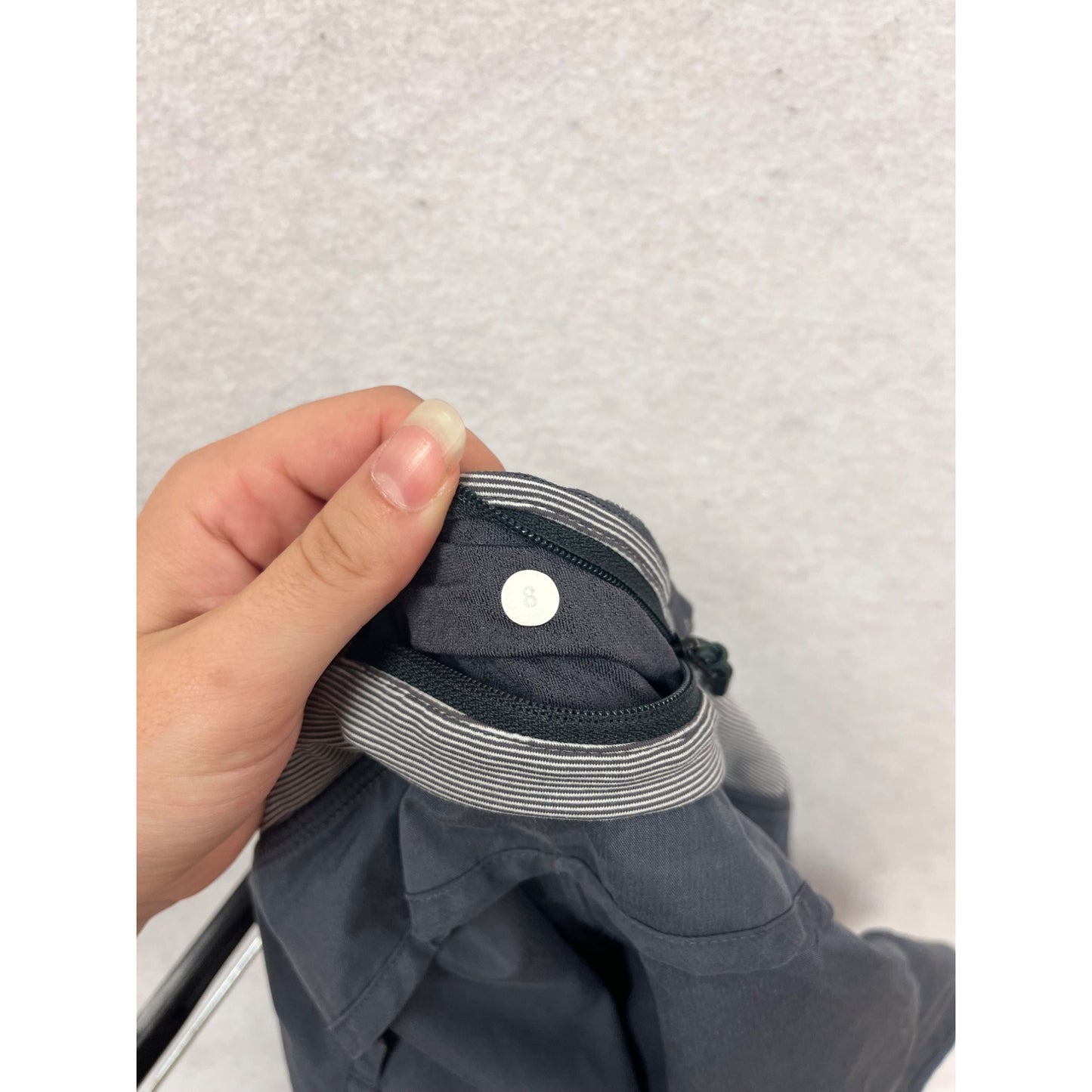 Lululemon Athletic Shorts Size 8 Gray & Black #334A