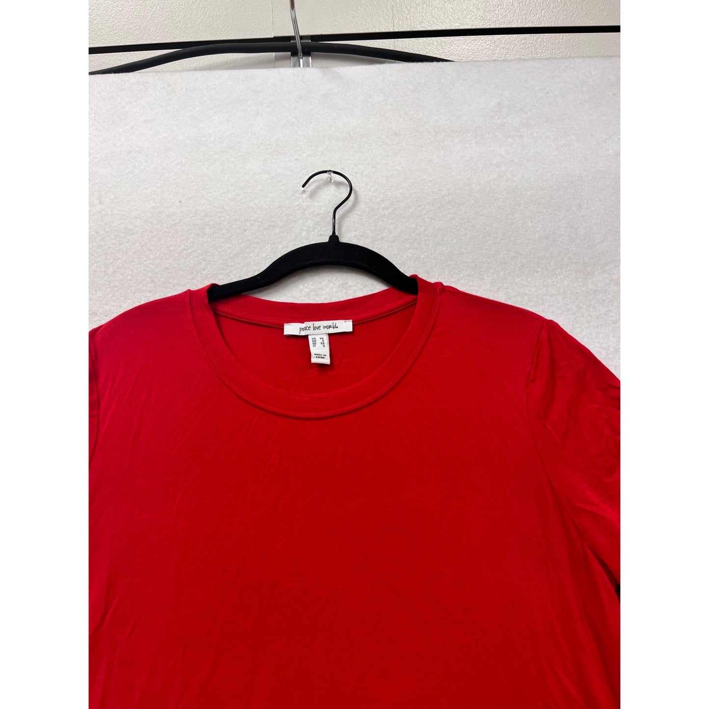 Peace Love World Red T-Shirt XS Casual Top #398A