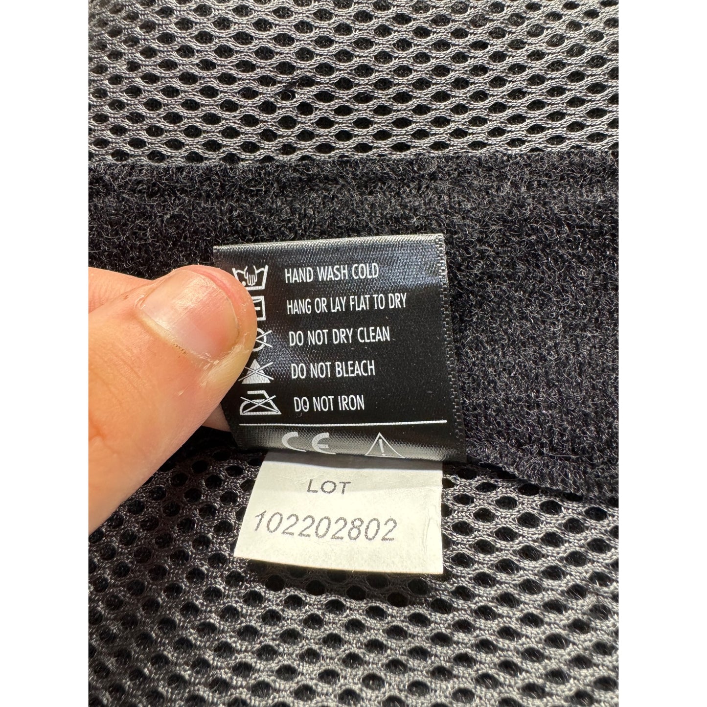 Sleek Adjustable Back Brace With Shoulder Straps By Thuasne & Sleeq Black 109B