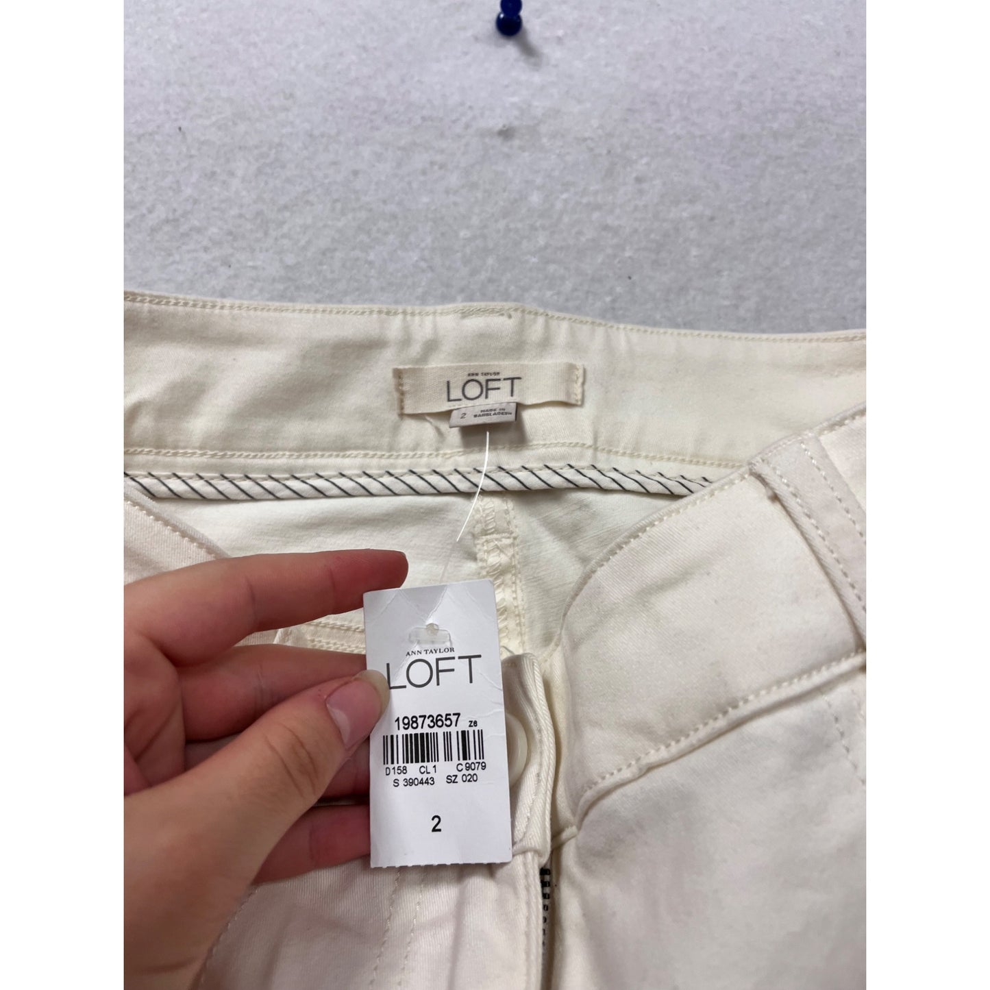 Ann Taylor Loft White Chino Pants Size 2 #782A