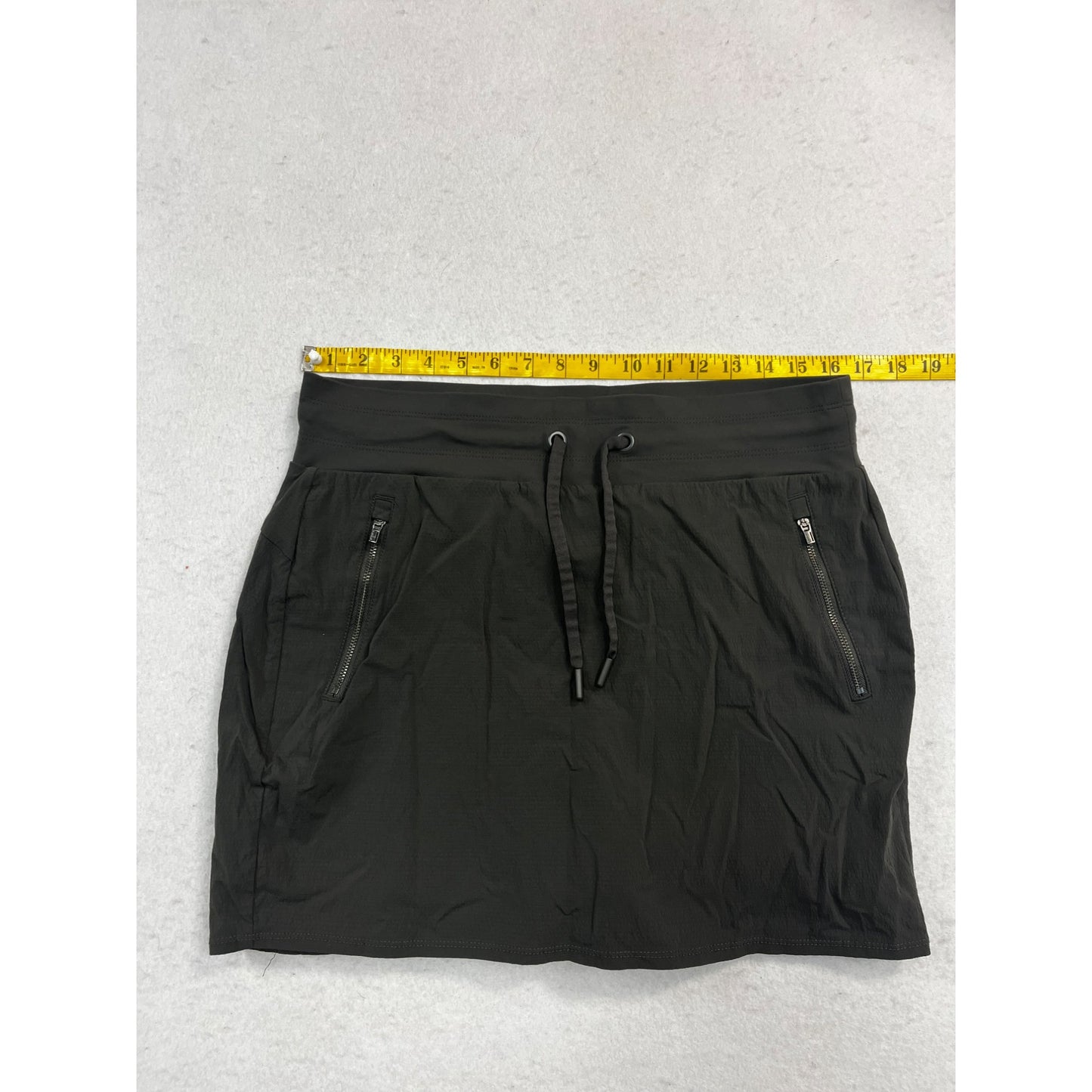 Women’s Athleta Athletic Skorts