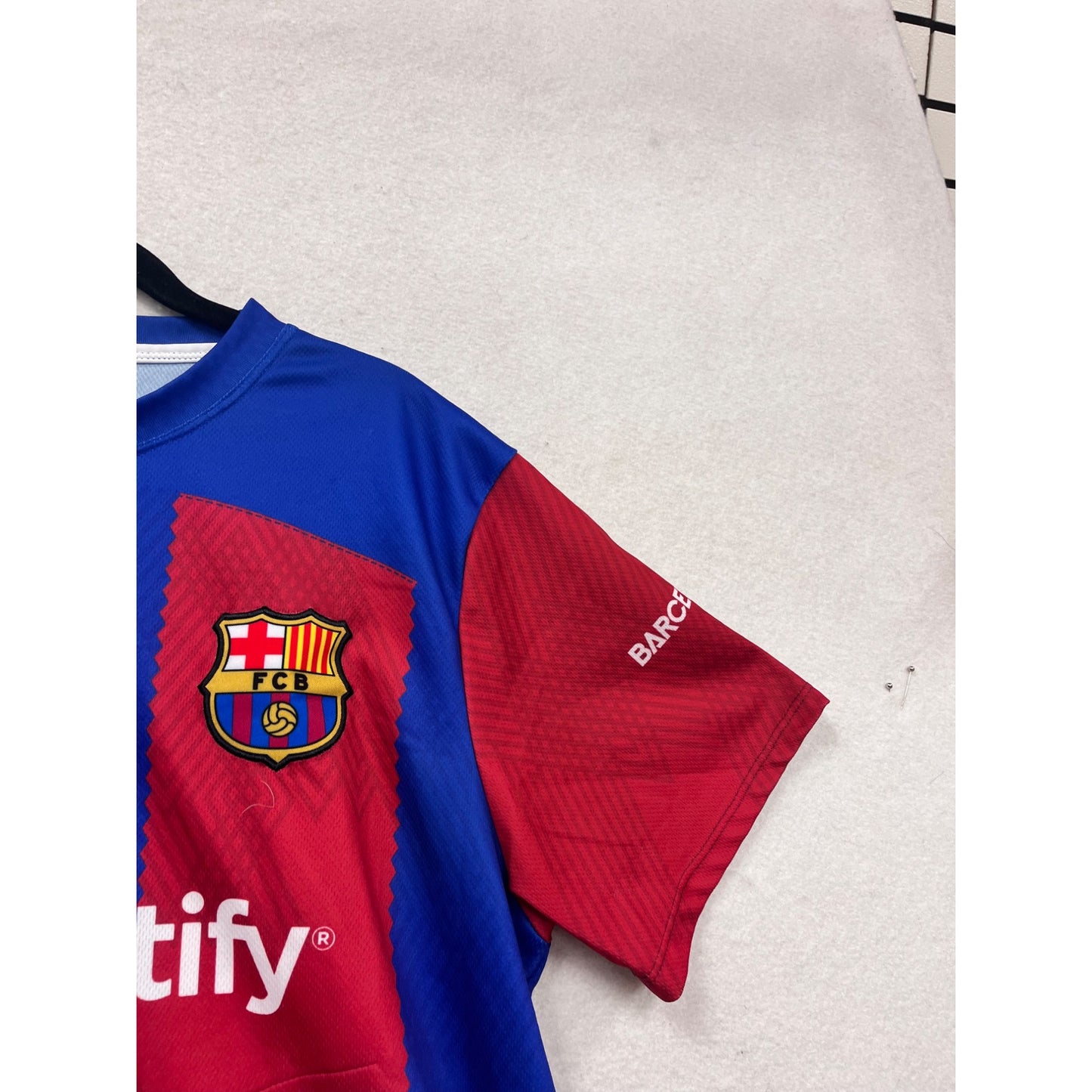 Barcelona FC Home Jersey Large G/L Unisex Calderon Sport #354A