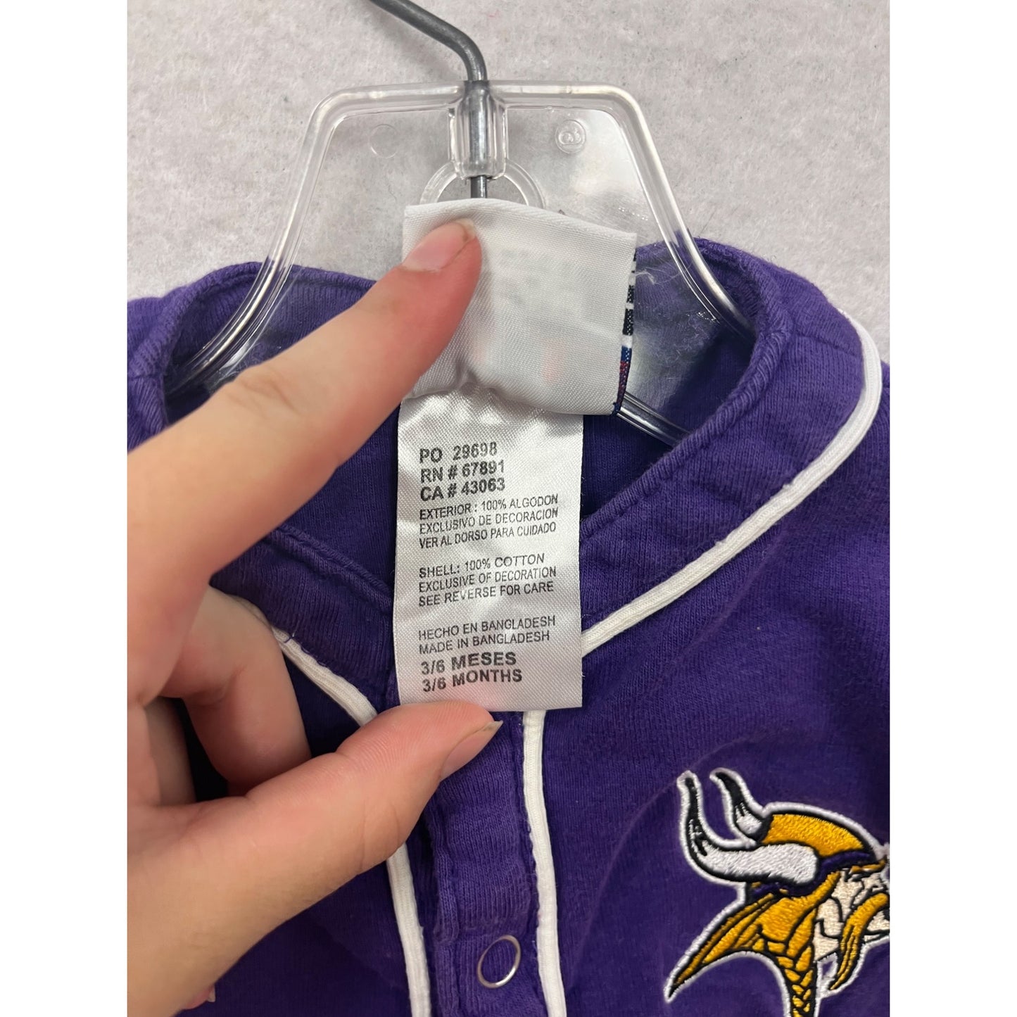 Minnesota Vikings Baby Romper 3/6 Months  NFL Team Apparel #578A