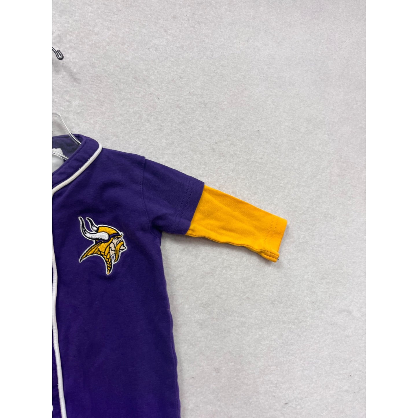 Minnesota Vikings Baby Romper 3/6 Months  NFL Team Apparel #578A