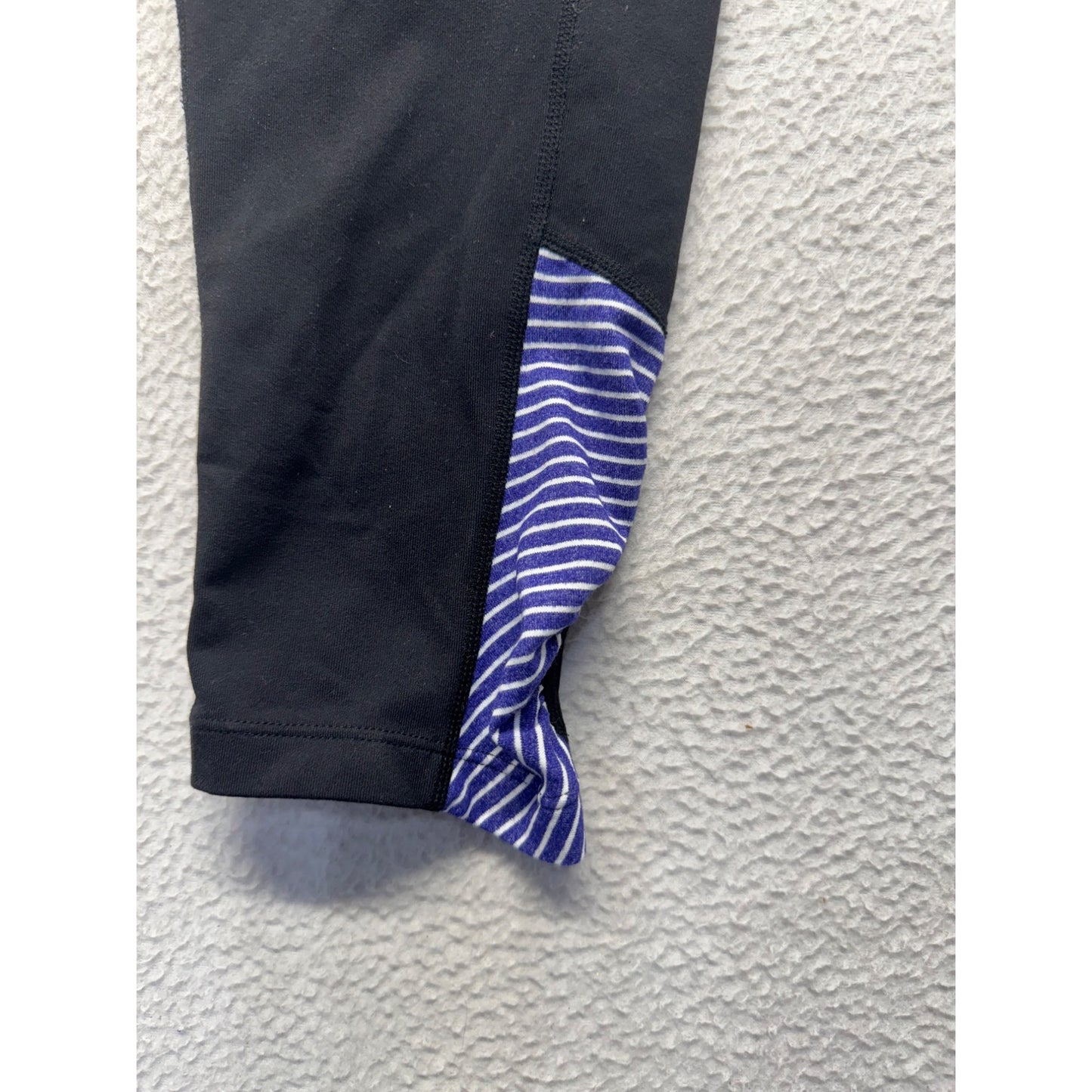Athleta Black Capri Leggings Purple/White Striped Accents Size S #9131