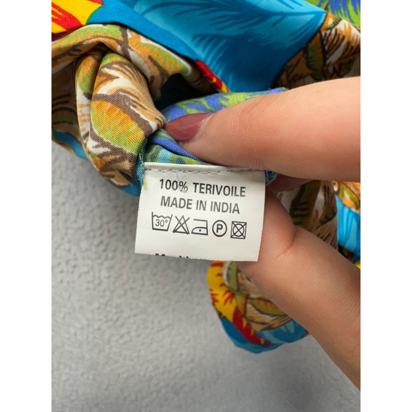 King Kameha Hawaiian Shirt XS Pineapple/Hibiscus 100% Terivoile #9039