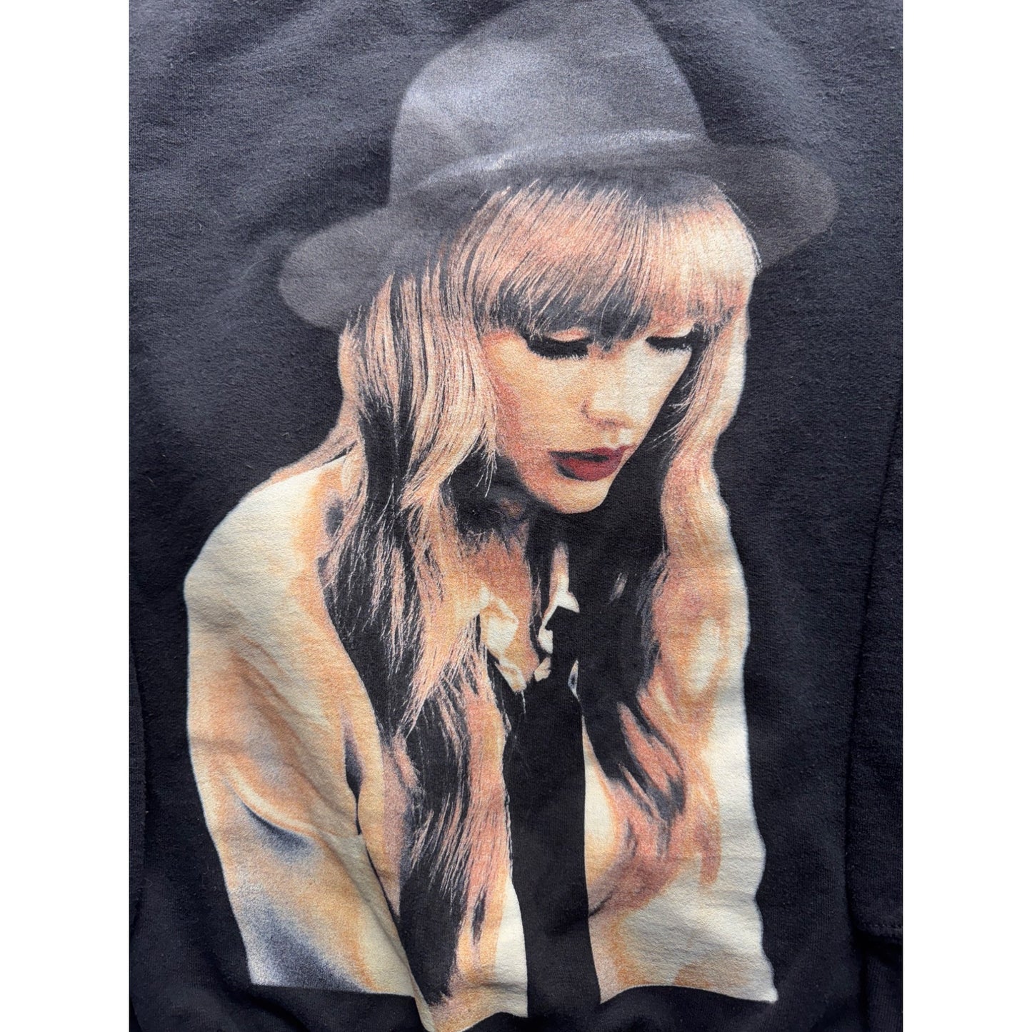 Taylor Swift Black Sweatshirt With Portrait Graphic S #7826