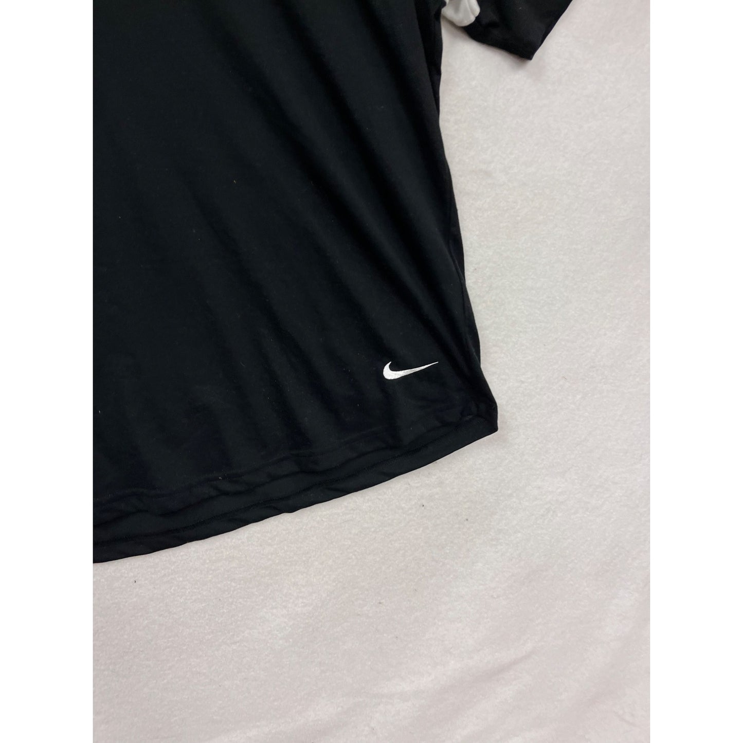 Nike Womens Dri-Fit T-Shirt Black/White Size 2X #721A