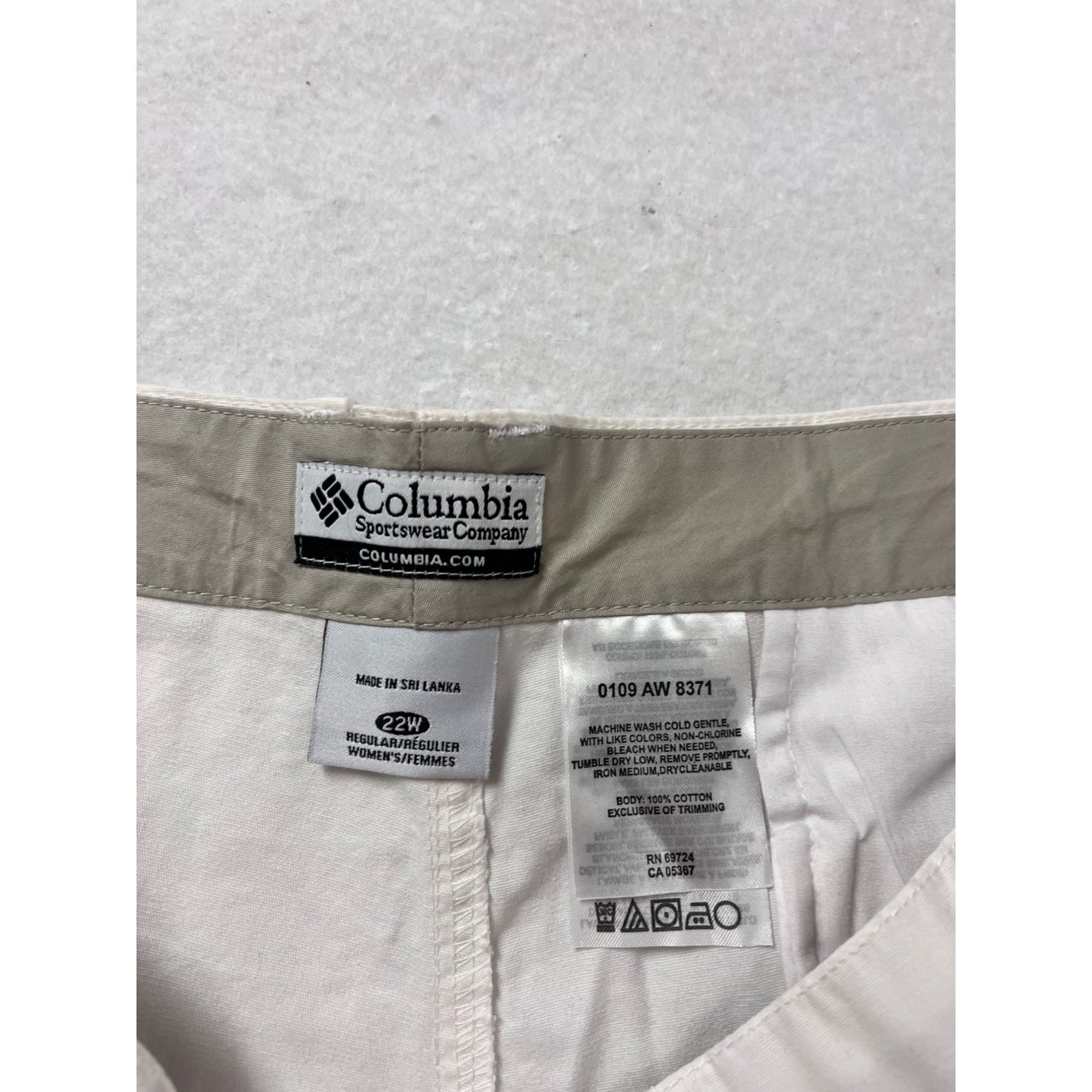 Columbia White Capri Pants 22W #157A