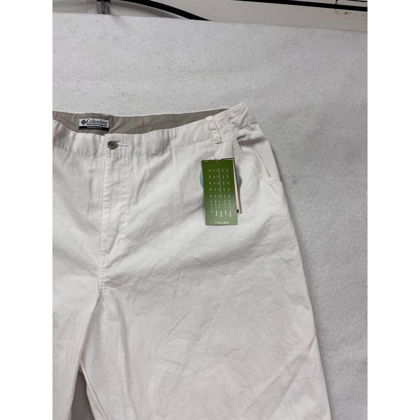 Columbia White Capri Pants 22W #157A
