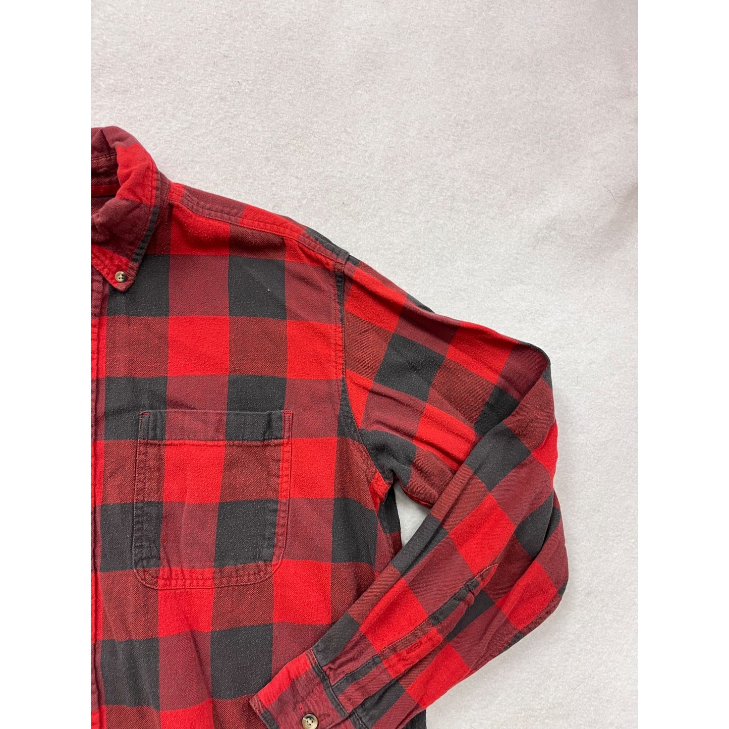 Red & Black Buffalo Plaid Button-Up Shirt By Bass Pro Shops Long Sleeve #8780