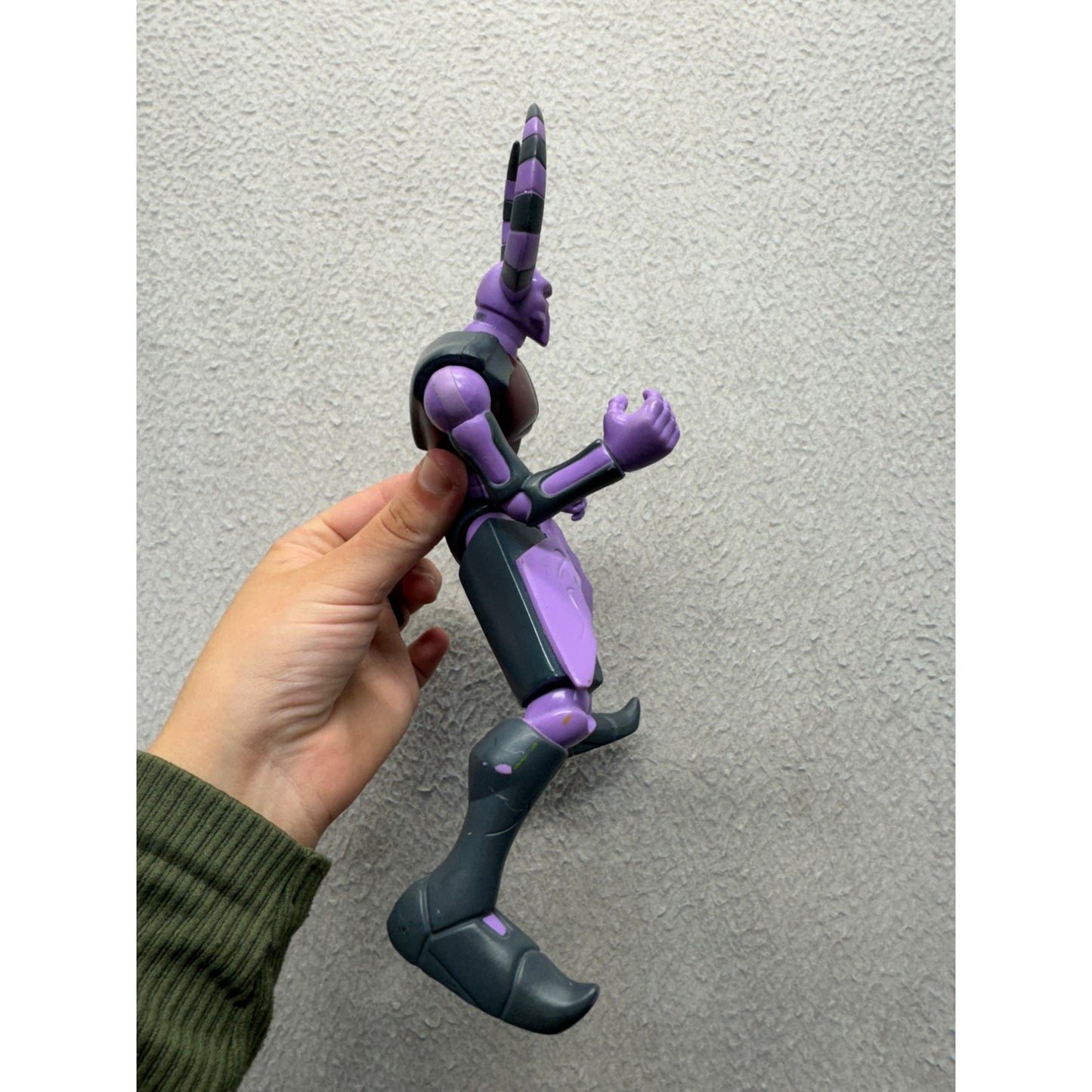Bakugan Reaper Action Figure  Purple & BlackArticulated Collectible Toy #120B