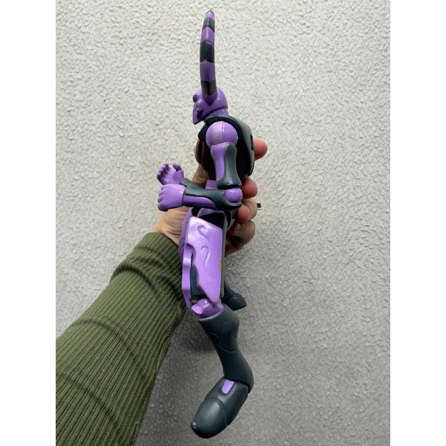 Bakugan Reaper Action Figure  Purple & BlackArticulated Collectible Toy #120B