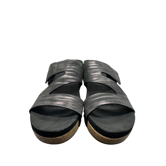 Boutique By Corkys Black Slip-On Wedge Sandals Size 9  #9022