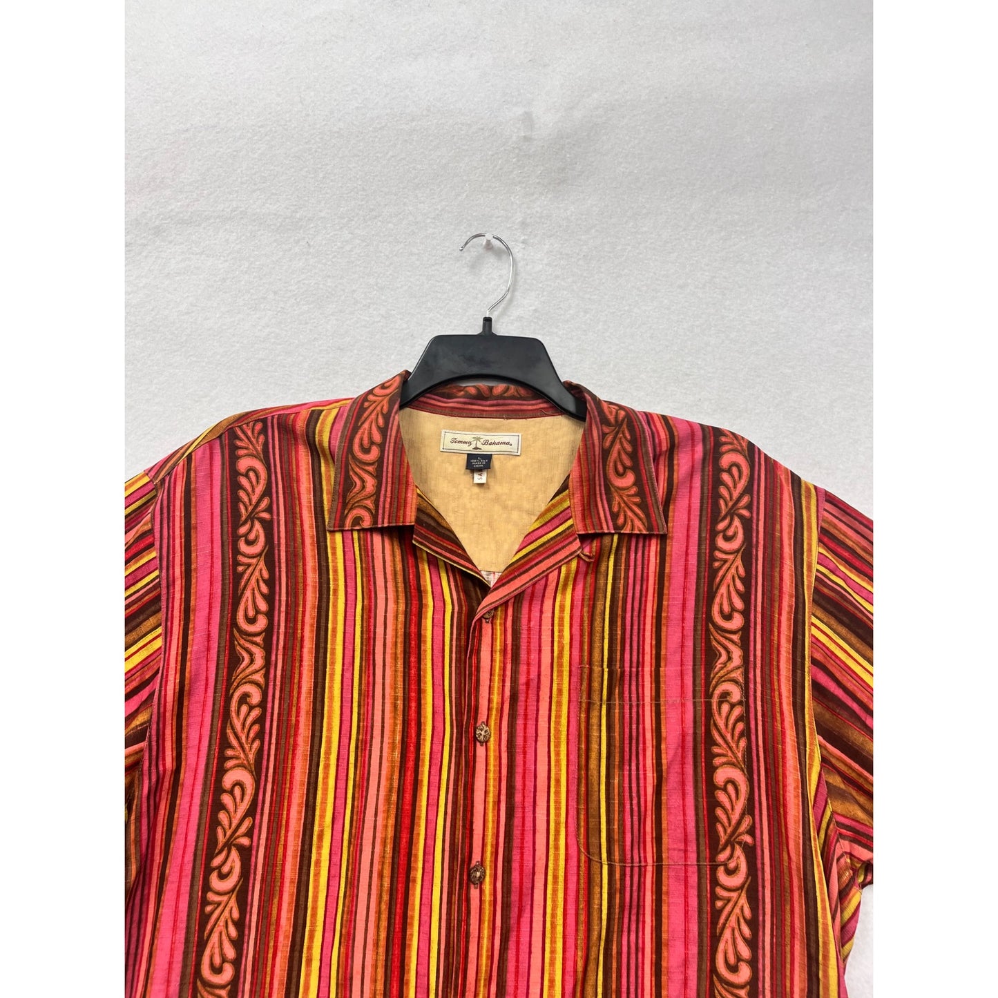 Tommy Bahama Silk Button-Up Shirt Red Stripe Pattern Size L #8340