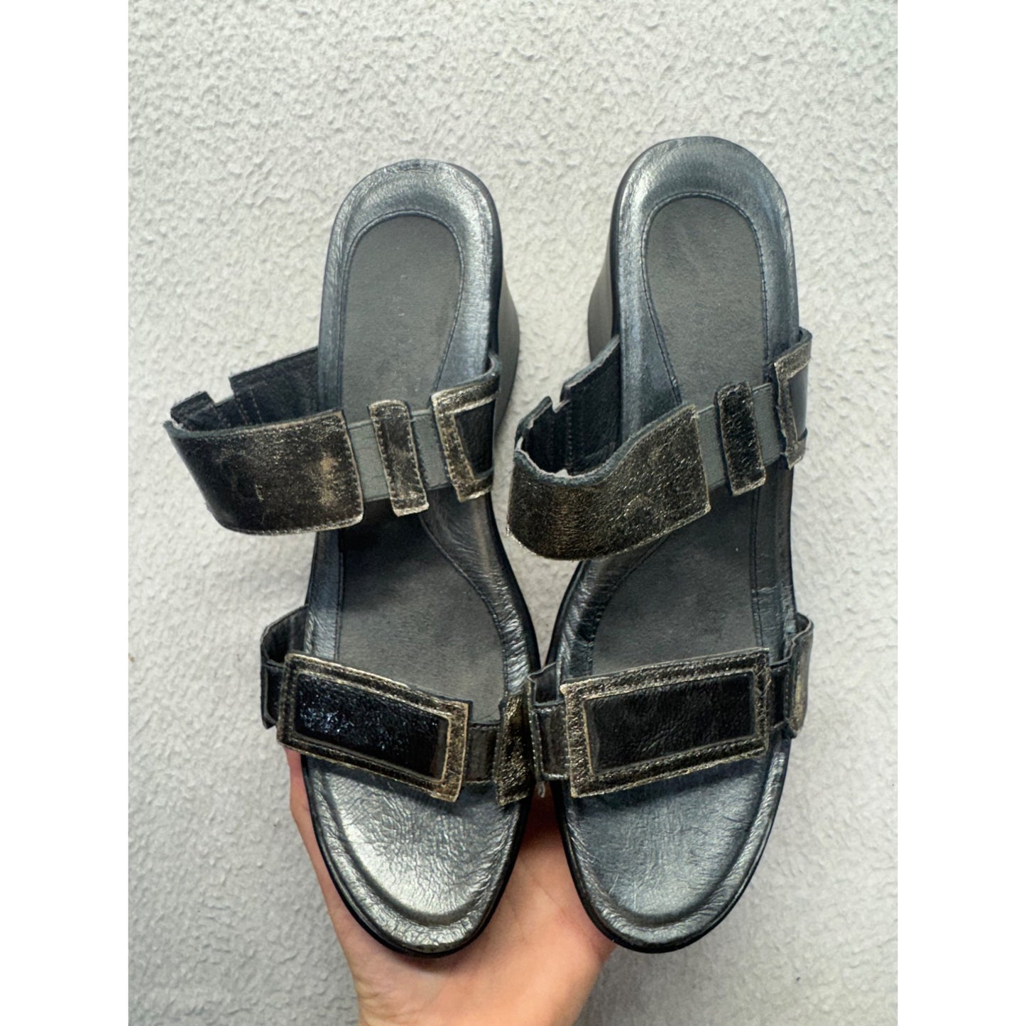Naot Black Metallic Leather With Adjustable Straps & Wedge Heel Size 39 #9816