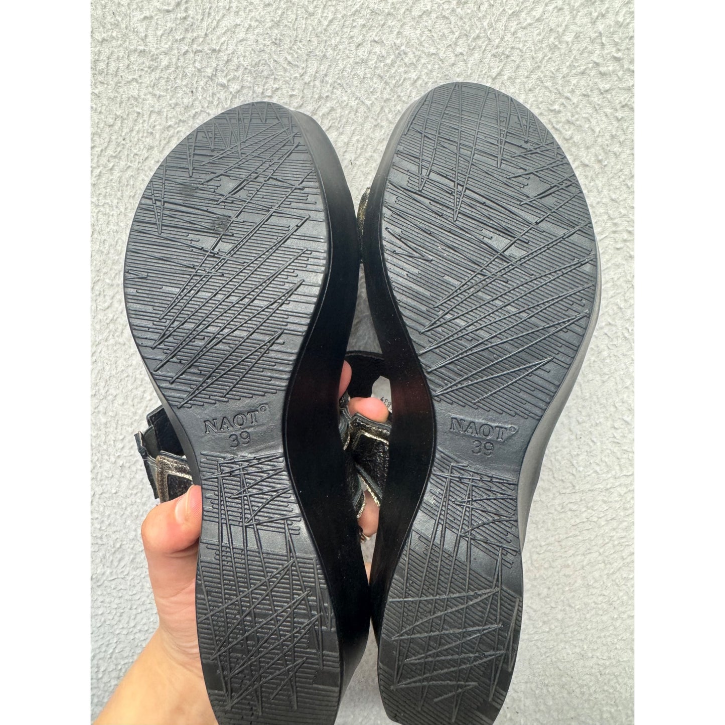 Naot Black Metallic Leather With Adjustable Straps & Wedge Heel Size 39 #9816