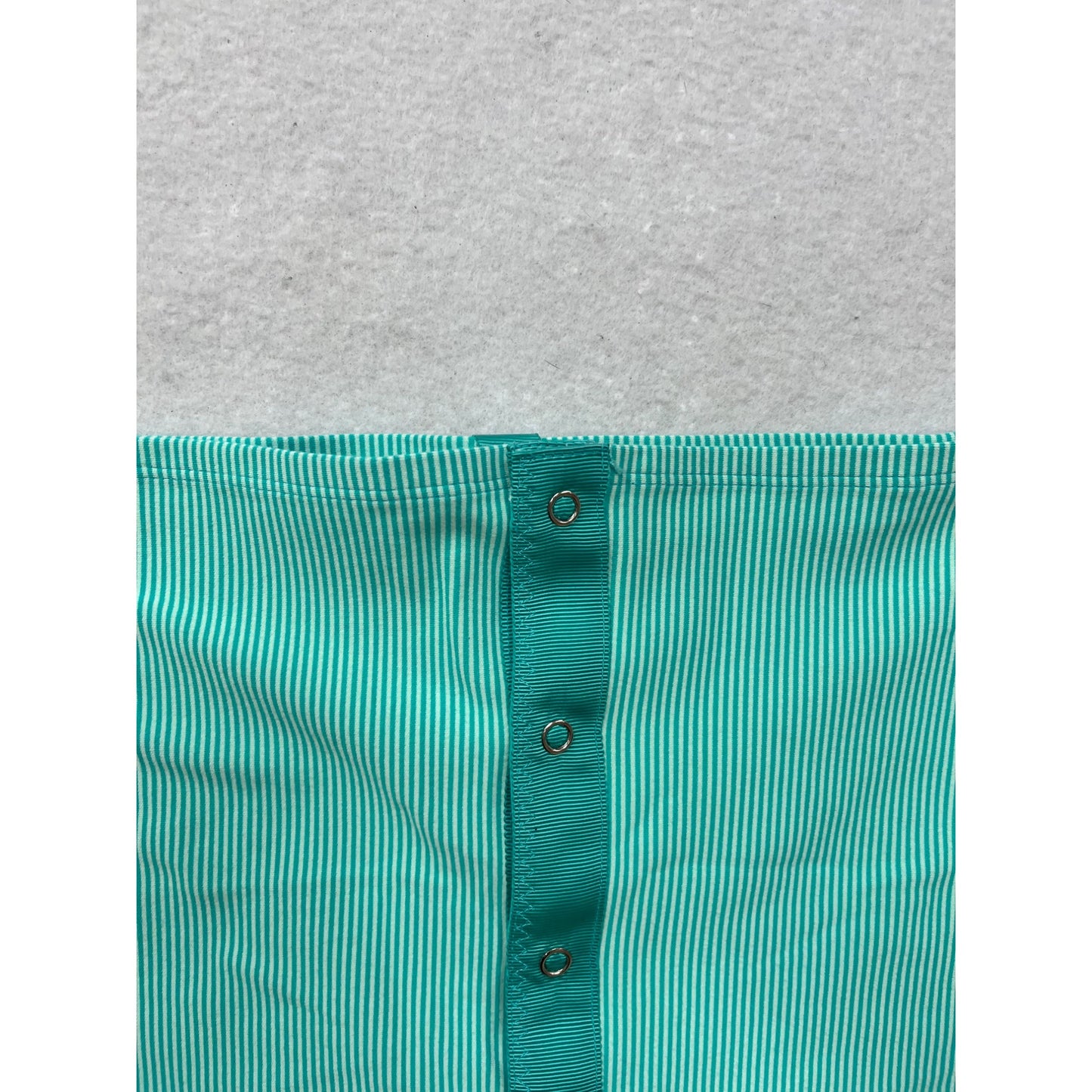 Lululemon O/S Green Striped Infinity Scarf #8693