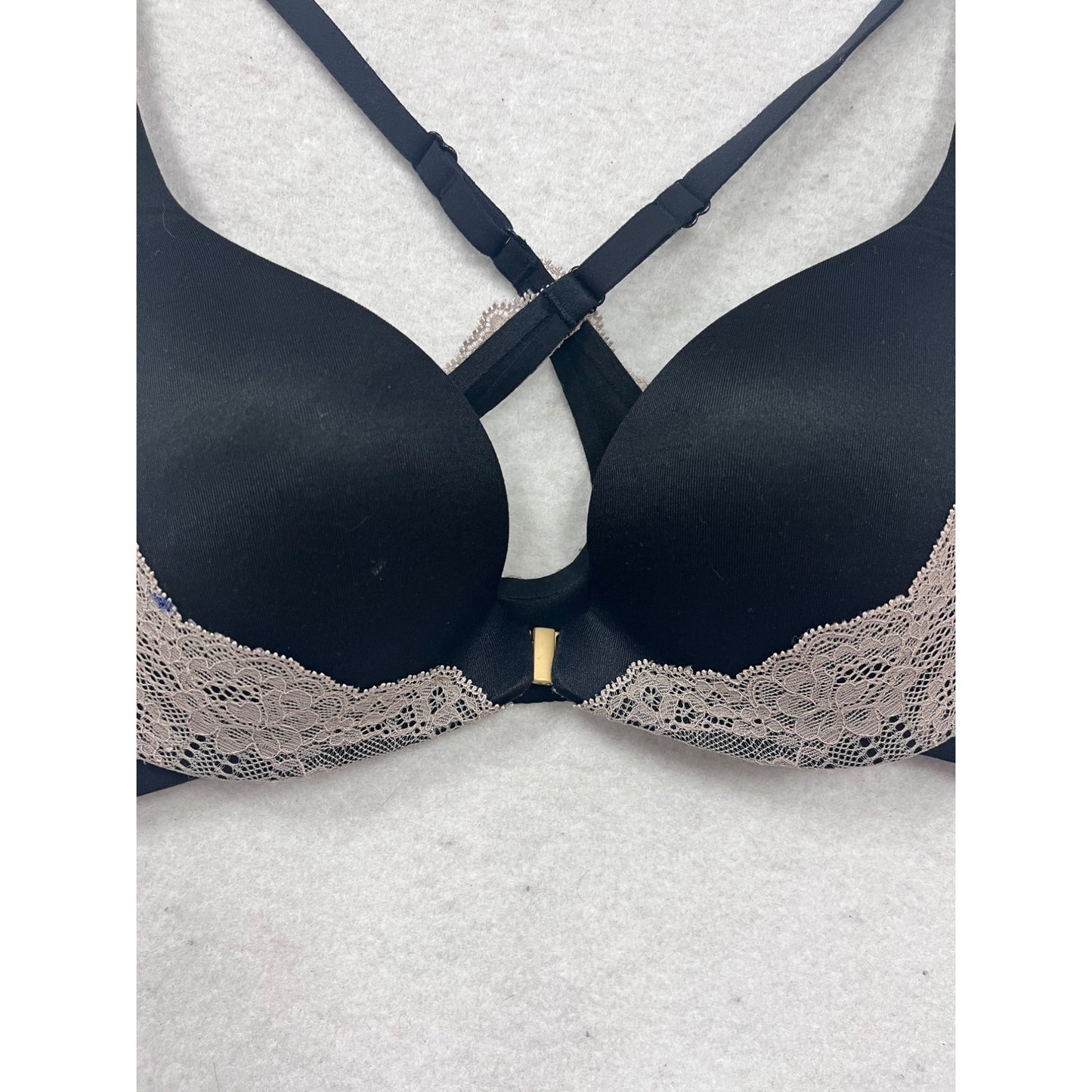 Victorias Secret Lace Trim Push-Up Bra Cross Back Design #548A