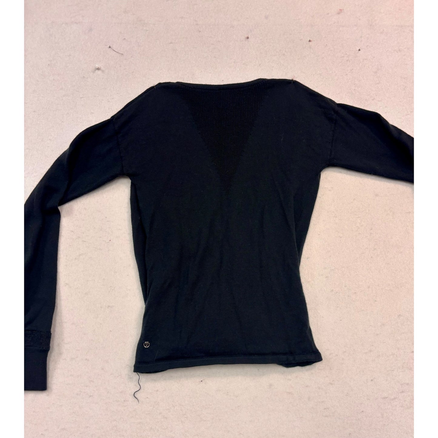 Women’s Ivivva (By Lululemon) Black Cross Over Long Sleeve Shirt