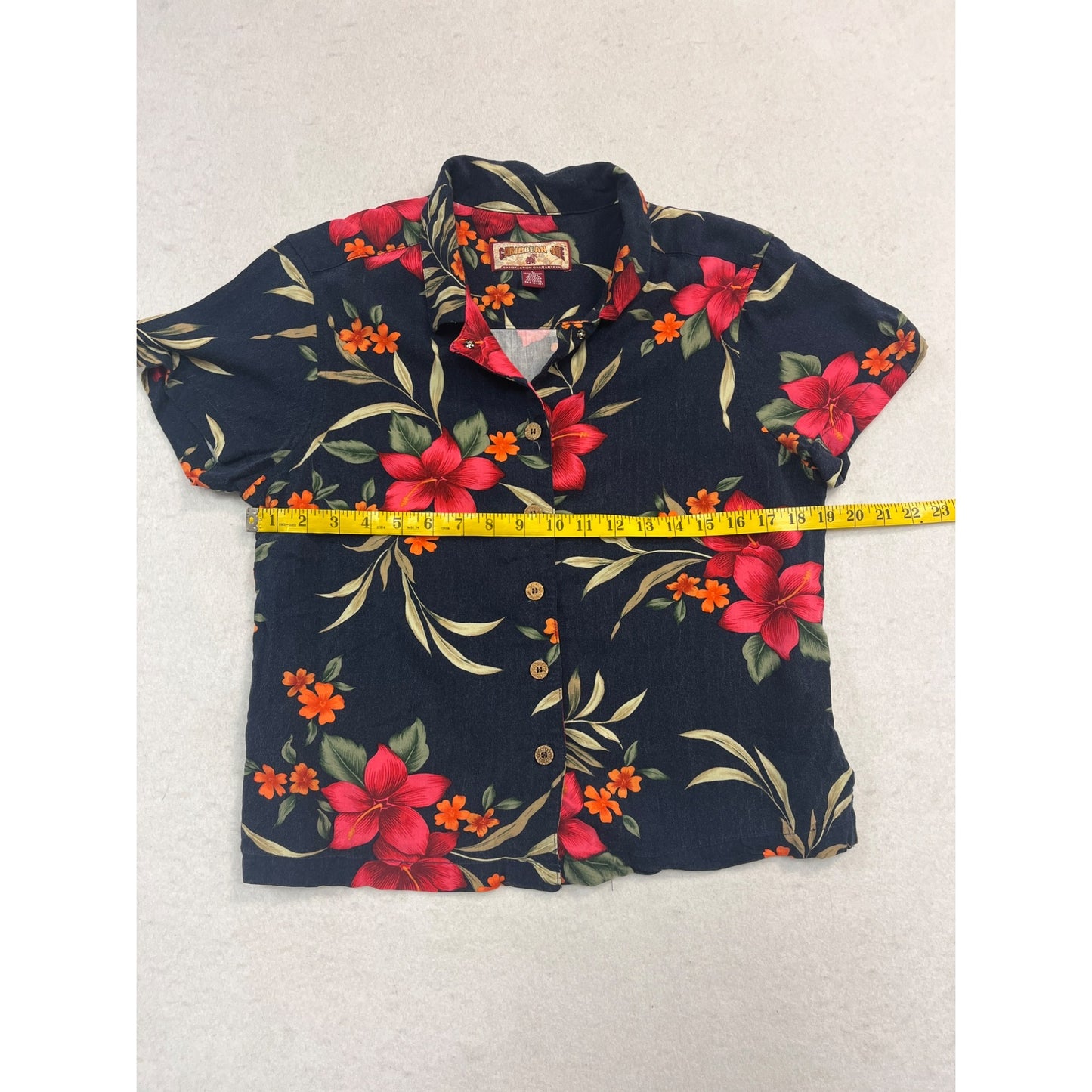 Women’s Vintage Hawaiian ButtonUp