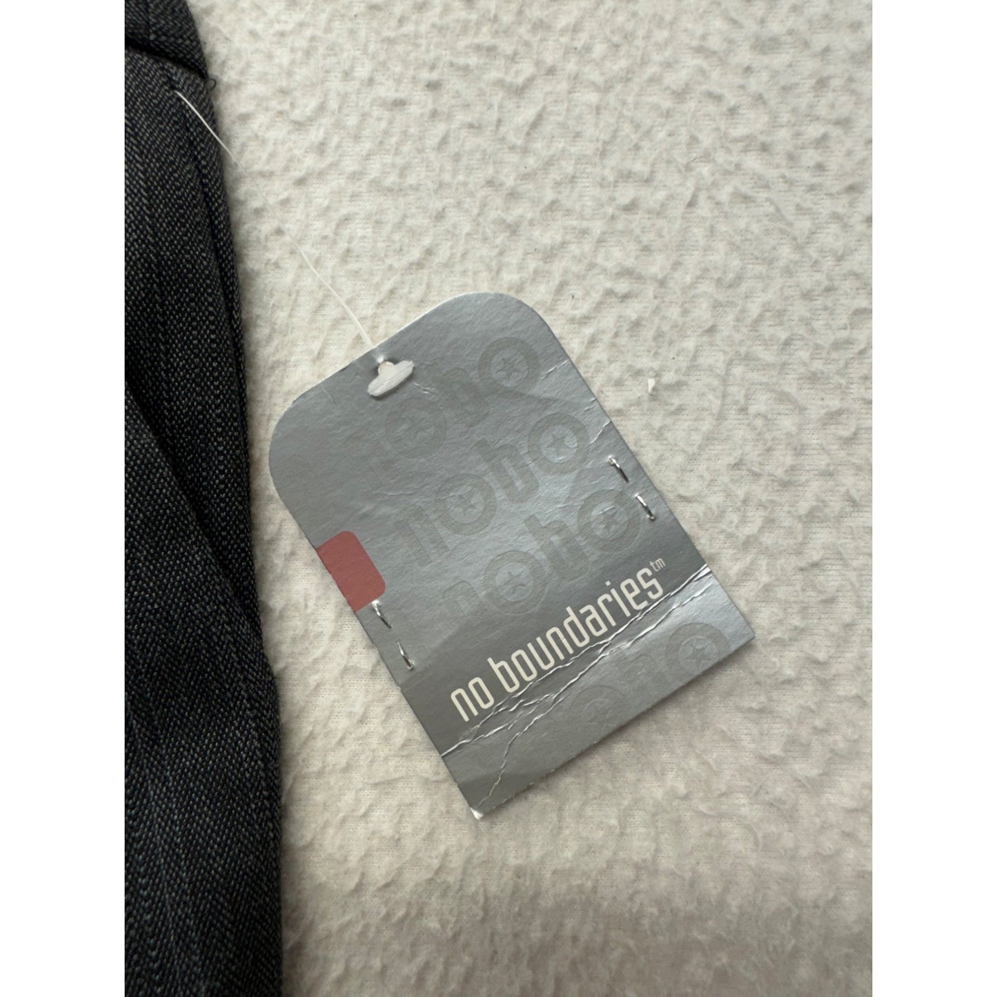 No Boundaries Gray Pinstripe Cropped Pants Juniors Size 3 Polyester Blend #9258