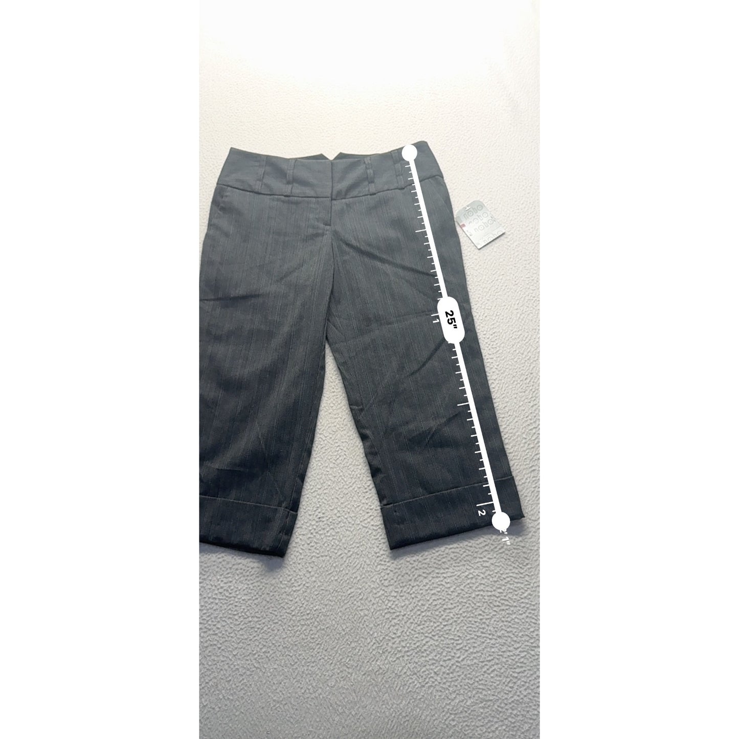 No Boundaries Gray Pinstripe Cropped Pants Juniors Size 3 Polyester Blend #9258