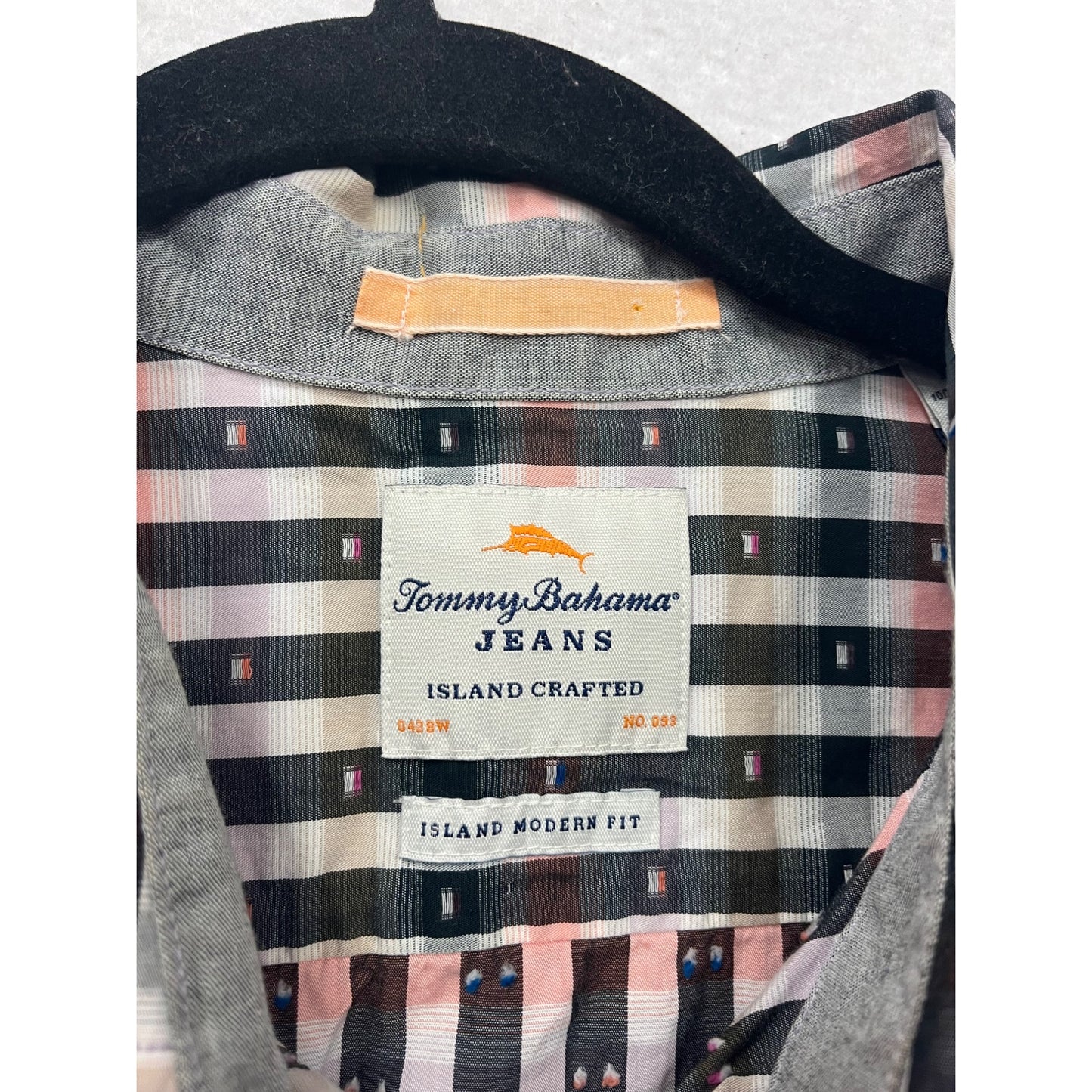 Tommy Bahama Island Modern Fit XL Checkered Shirt #852A