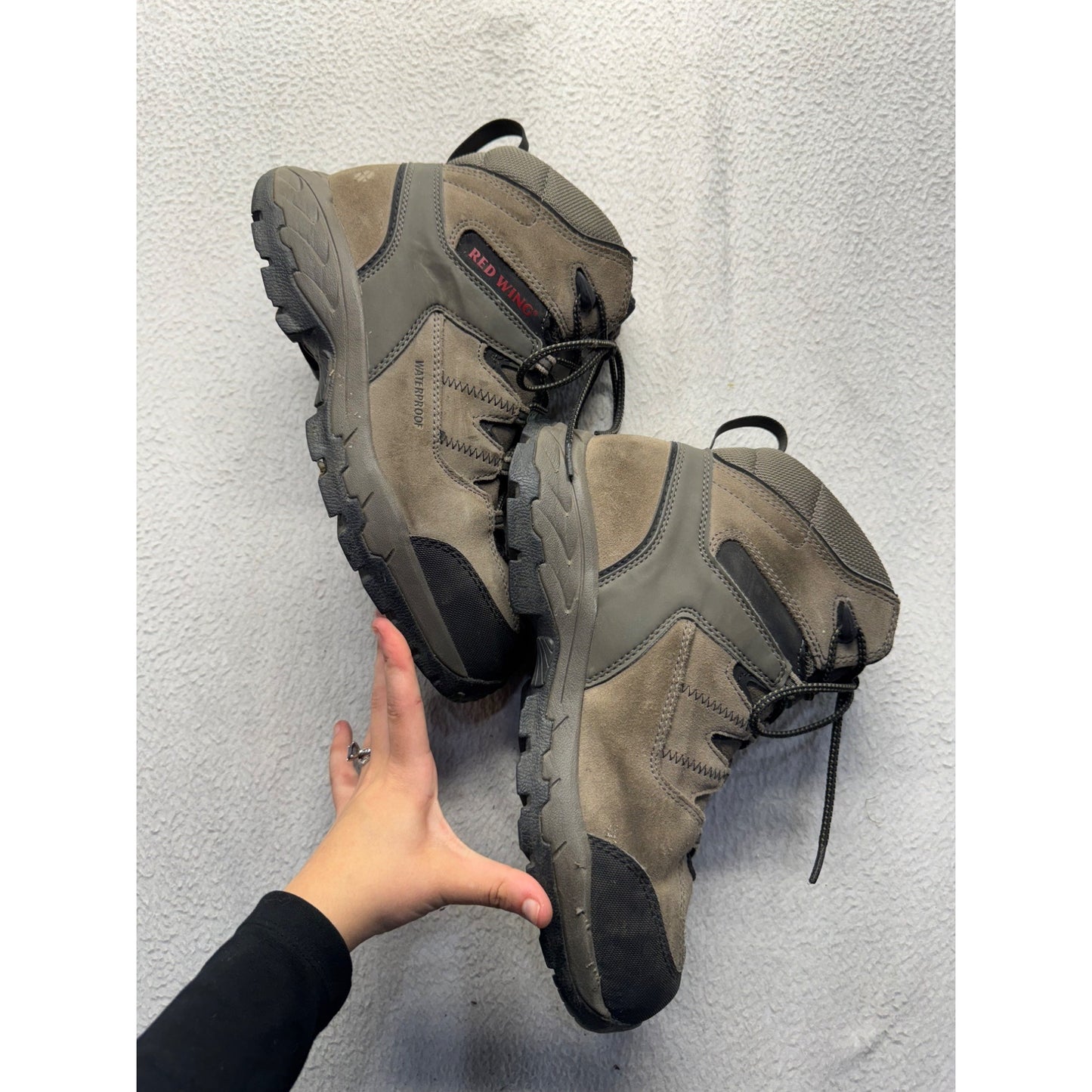 Red Wing Suede Hiking Boots Gray/Black Lace-Up Non-Slip Sole Size 9 #144B