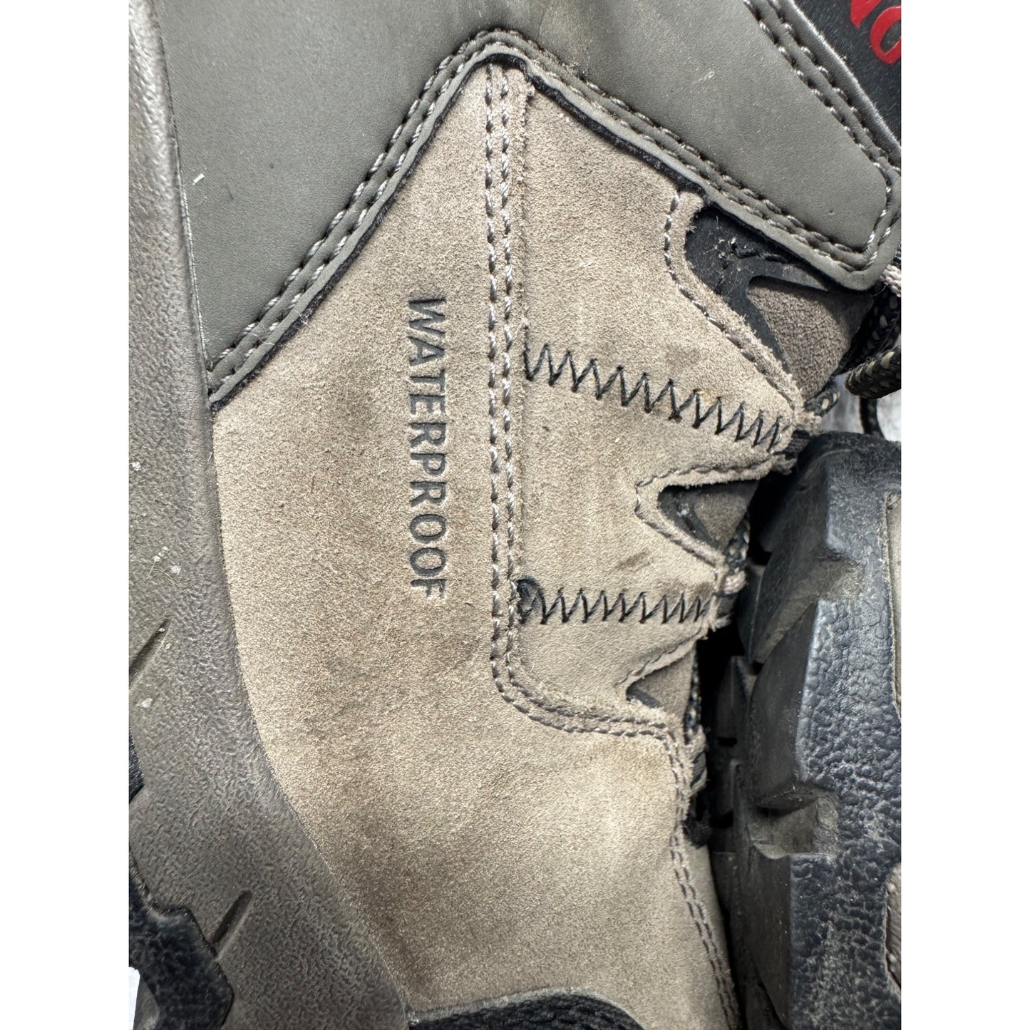 Red Wing Suede Hiking Boots Gray/Black Lace-Up Non-Slip Sole Size 9 #144B