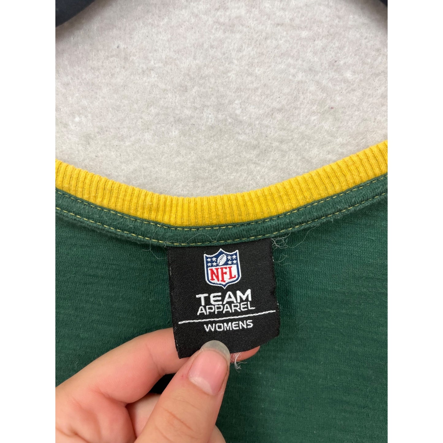 NFL Team Apparel Green Bay Packers Cardigan Sweater #731A