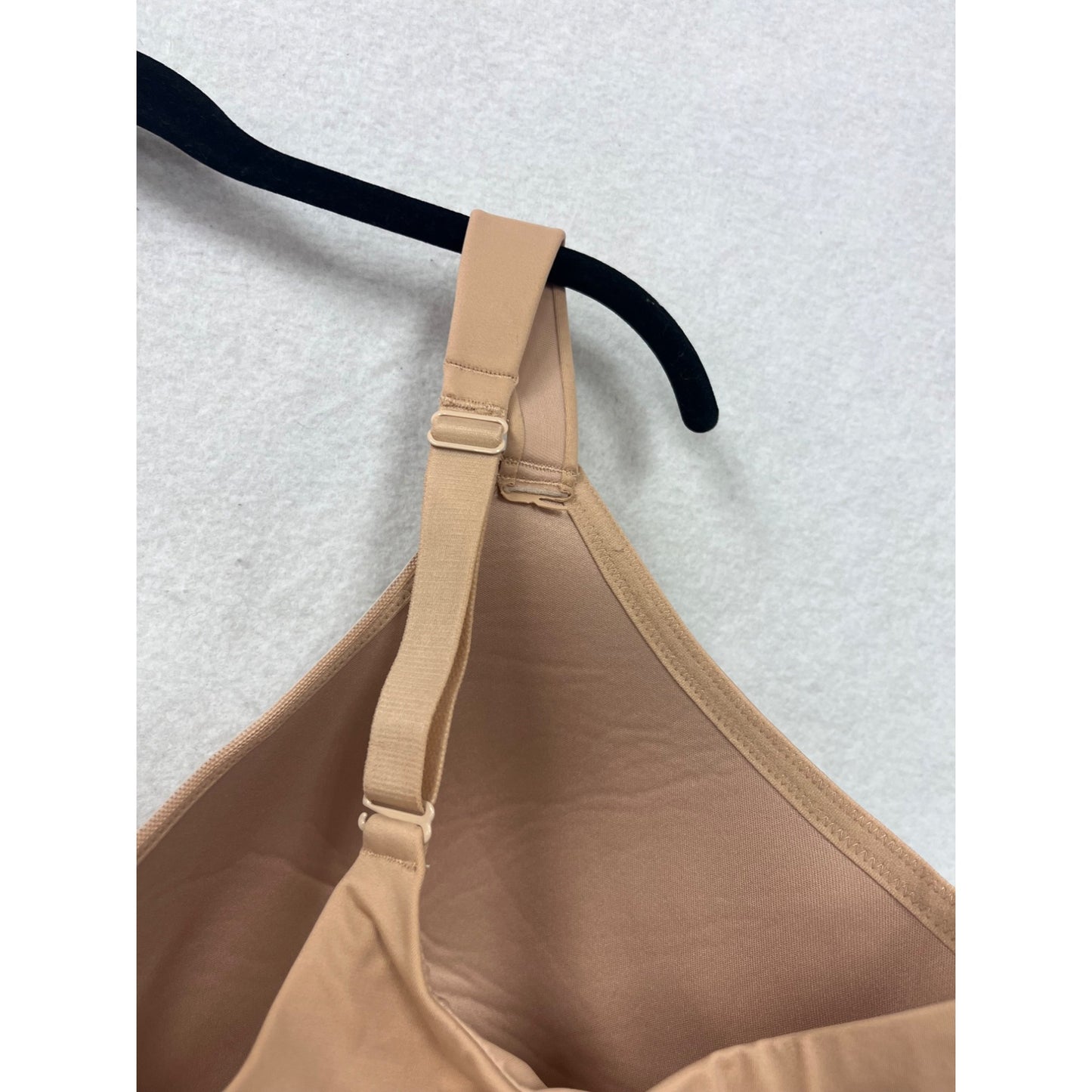 Lightly Lined Wirefree Bra Auden 46DDD #27A