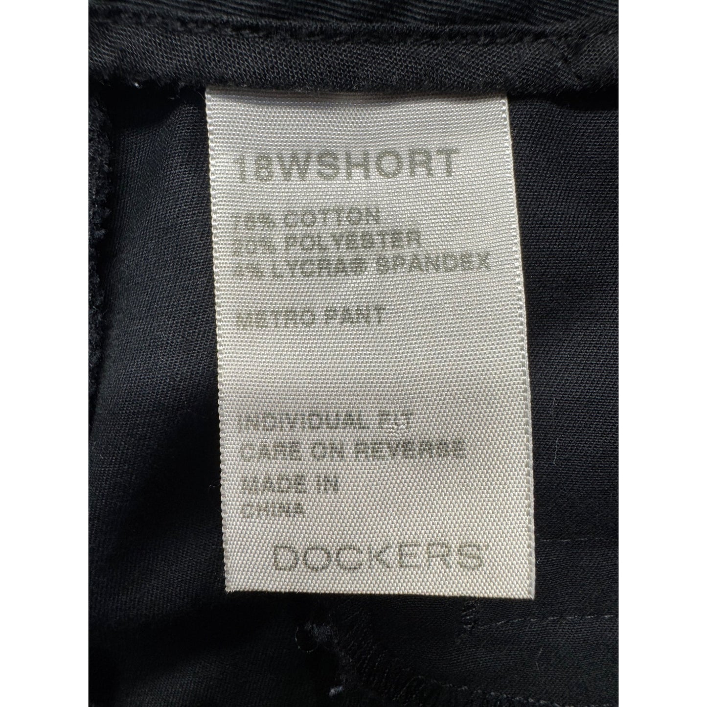 Dockers Metro Pants 18W Short Black Cotton Blend Straight Fit 460B