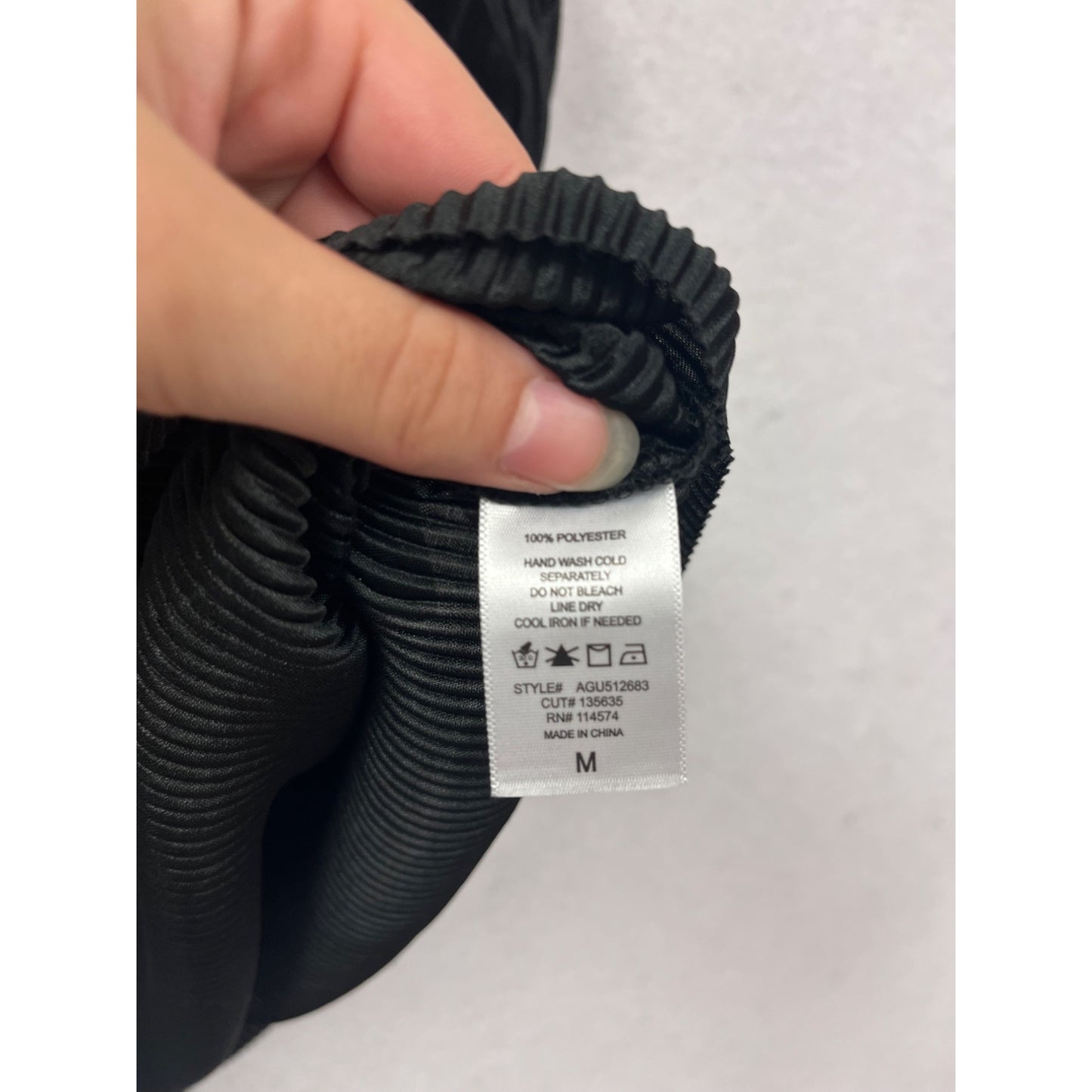 Pleione Black Pleated Sleeveless Top M #357A