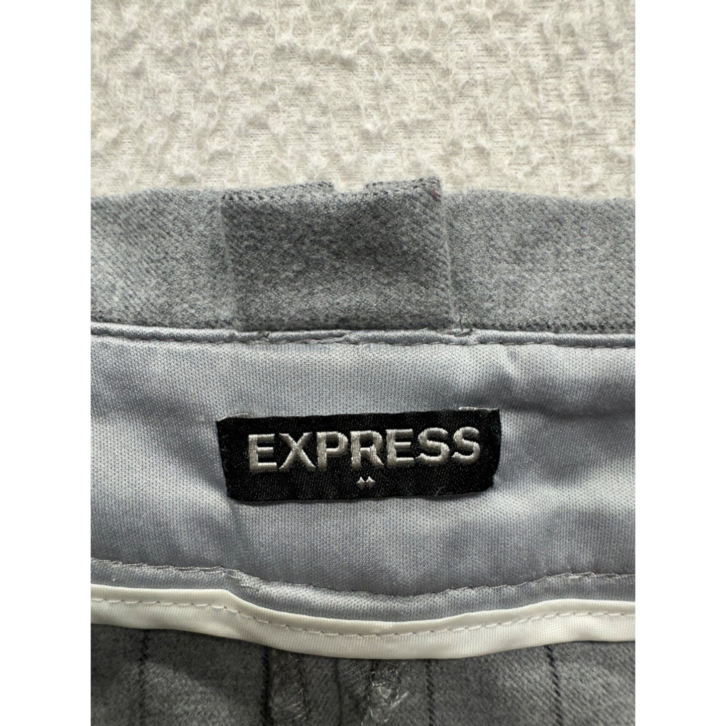 Gray Pinstripe Straight-Leg Dress Pants Size 6 Express Blend 32" Length #9276