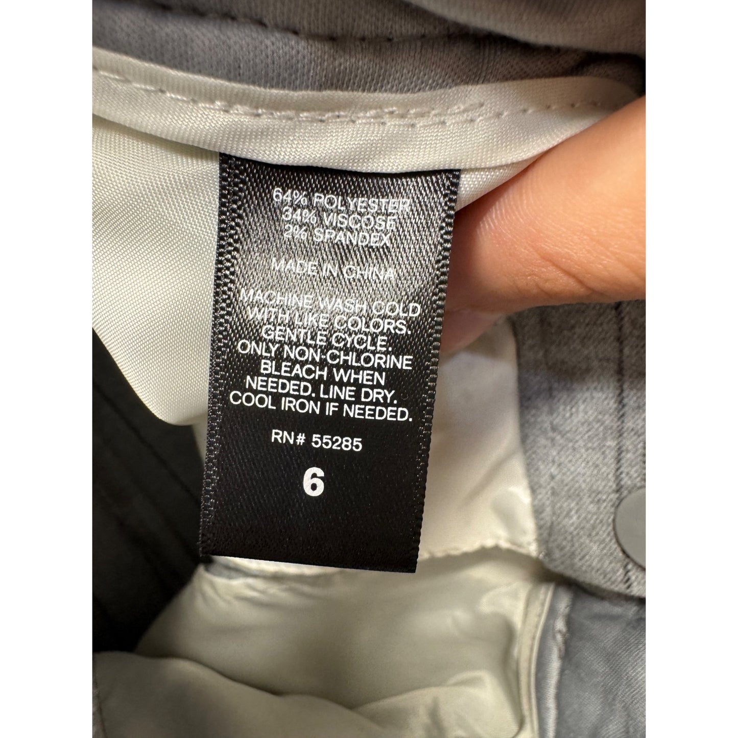Gray Pinstripe Straight-Leg Dress Pants Size 6 Express Blend 32" Length #9276