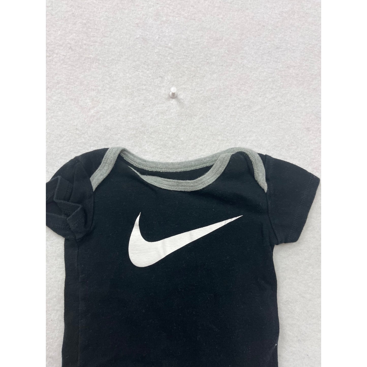 Nike Baby 6-12M Black Short Sleeve Romper #8686