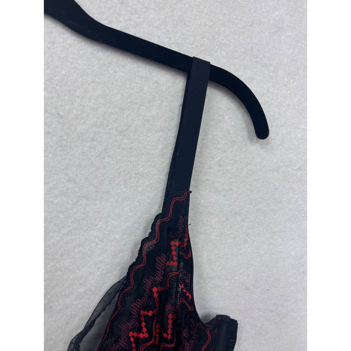 Freya 32G Black & Red Lace Underwire Bra #8660