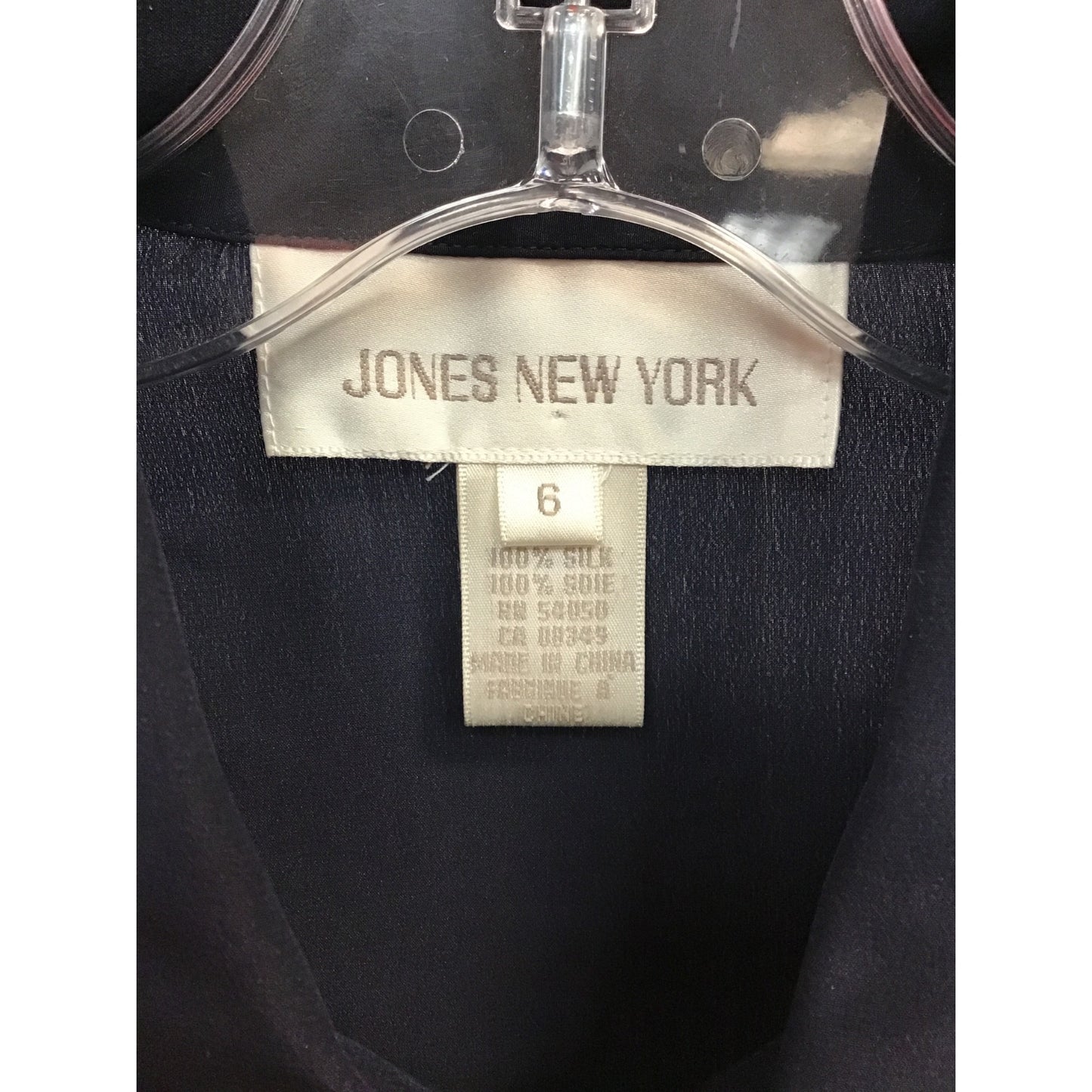 Jones New York Womens Navy Silk Short Sleeve Button-Up Blouse Size 6 Front Pockets Made In China #194
