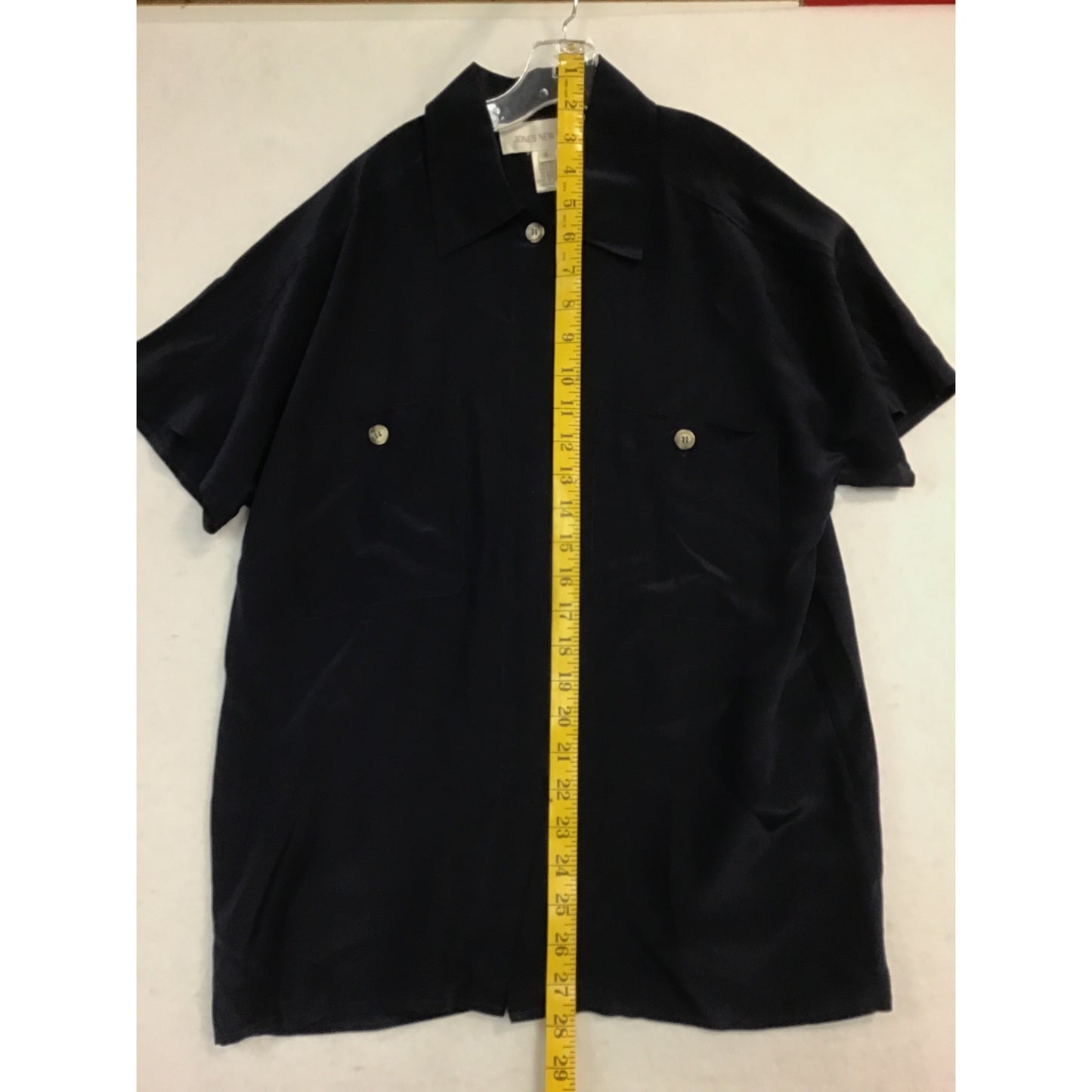 Jones New York Womens Navy Silk Short Sleeve Button-Up Blouse Size 6 Front Pockets Made In China #194