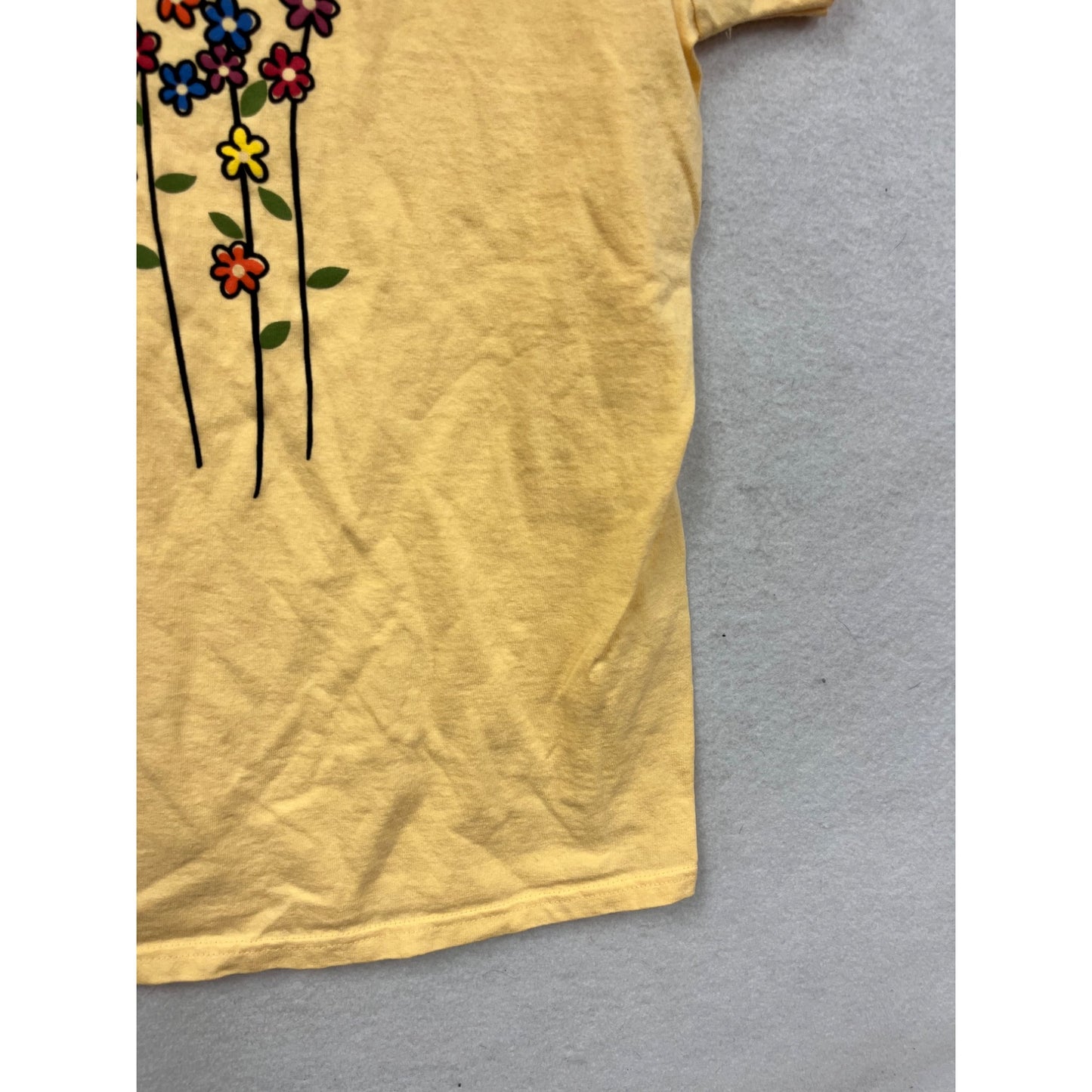 Vintage Pleasant Shade Yellow Graphic T-Shirt Size L #8993