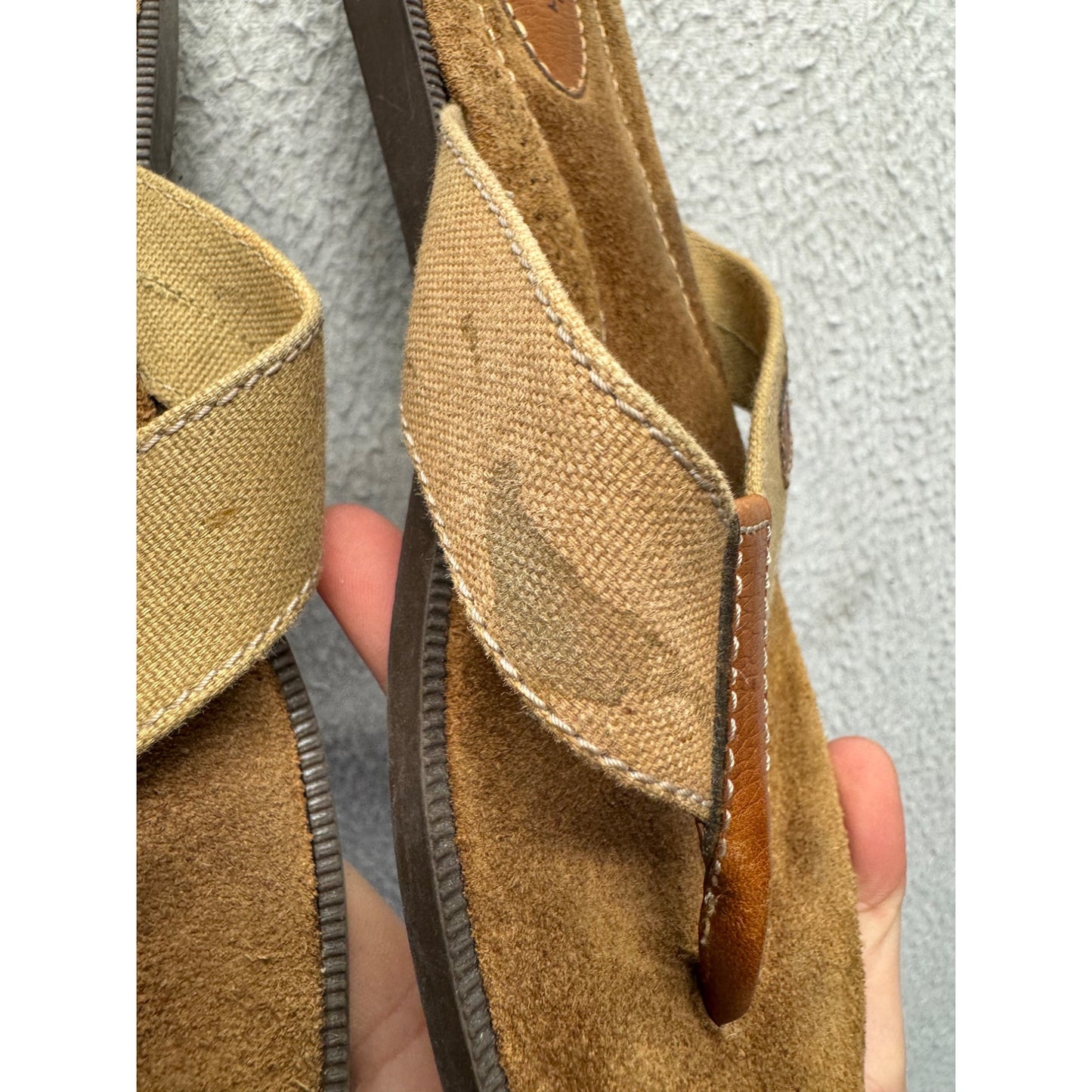G.H. Bass & Co. Brown Suede & Canvas Flip-Flops With Rubber Sole Size 10 9453