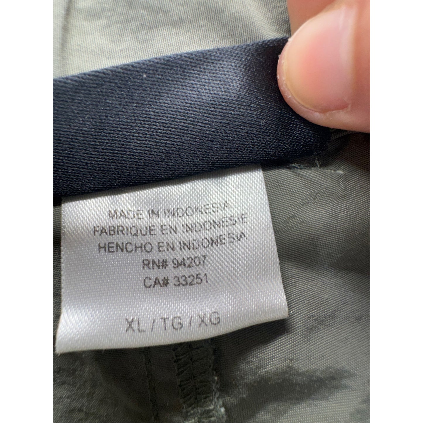 Field & Stream Outdoor Cargo Shorts Olive Green Nylon Hiking XL #9558