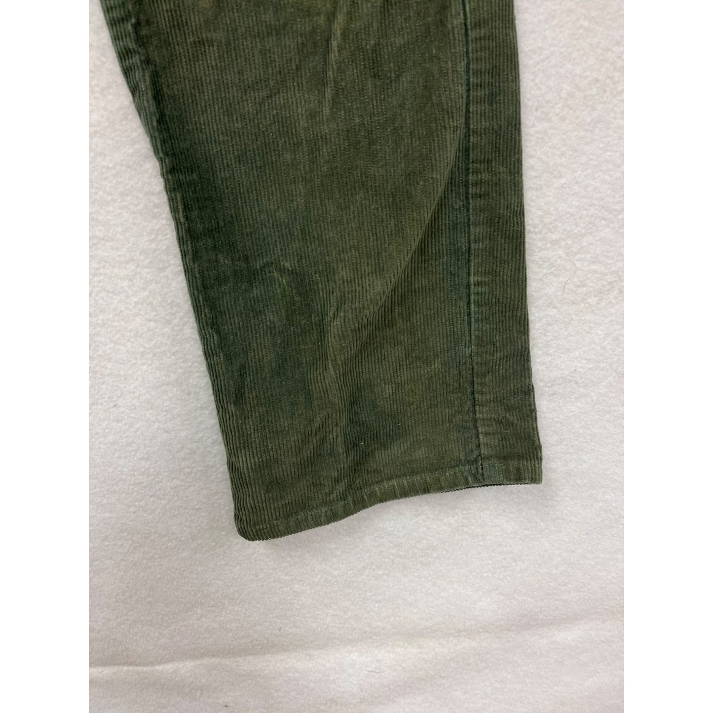 L.L. Bean Green Corduroy Pants #2946