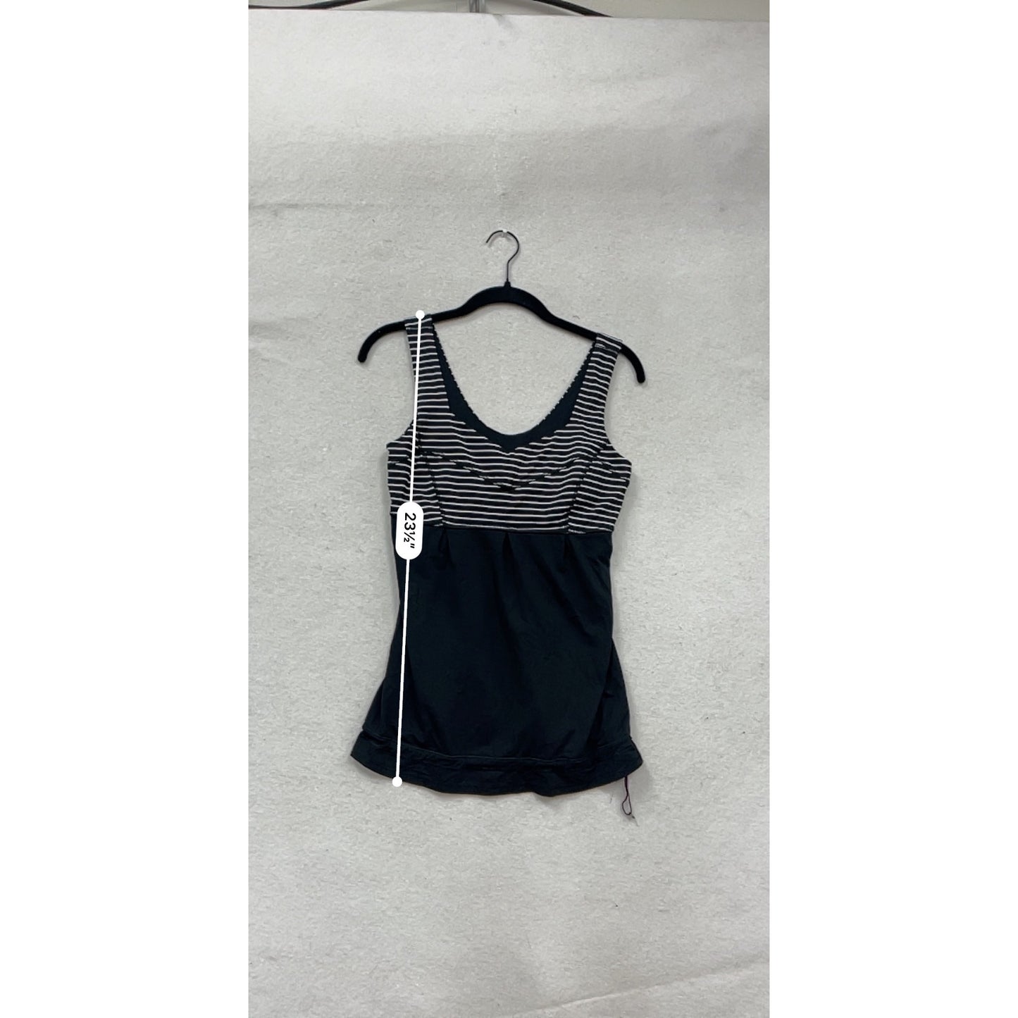 Lululemon Black & White Striped Athletic Tank Top Size 6 #166A