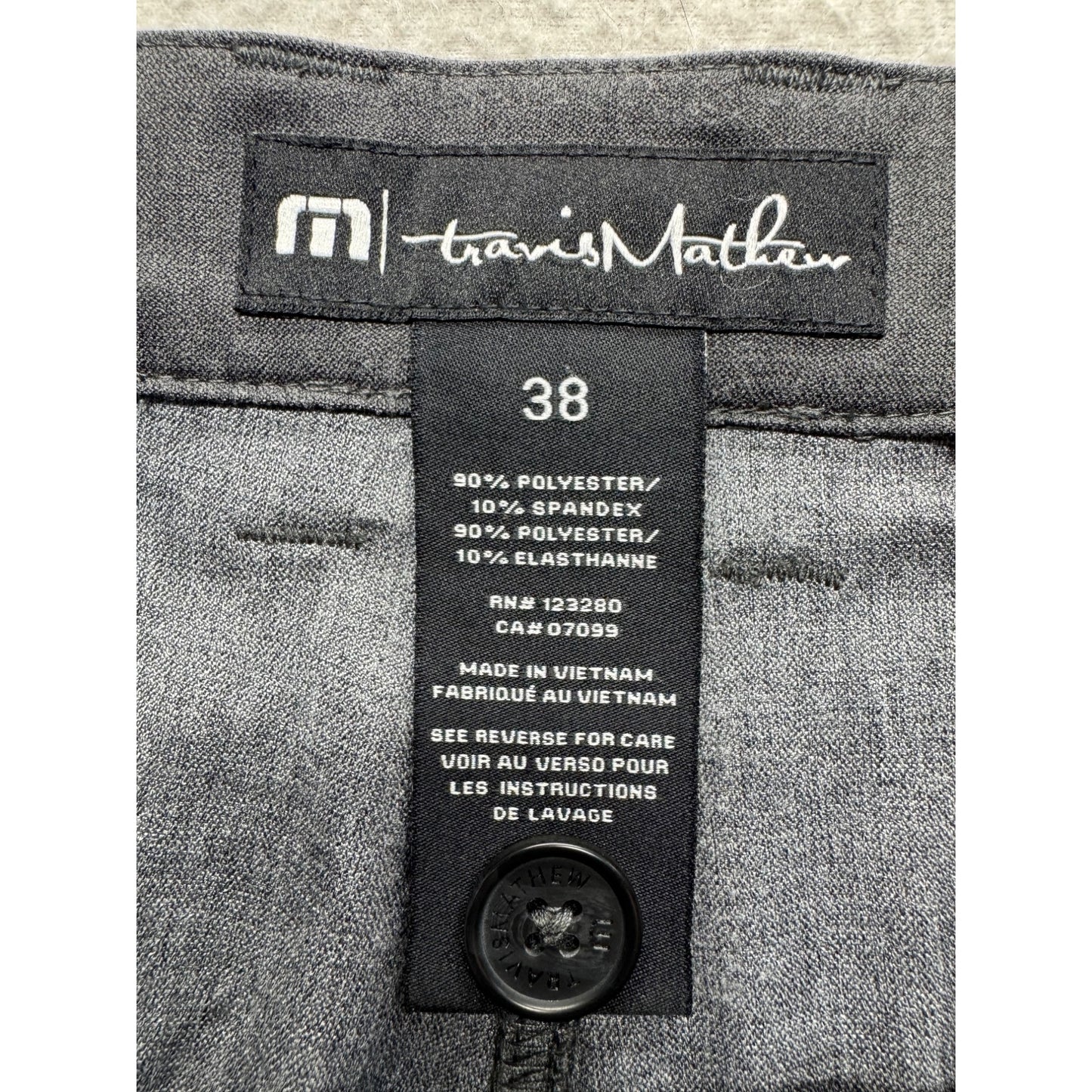 TravisMathew Gradient Gray Striped Shorts Size 38 #9053