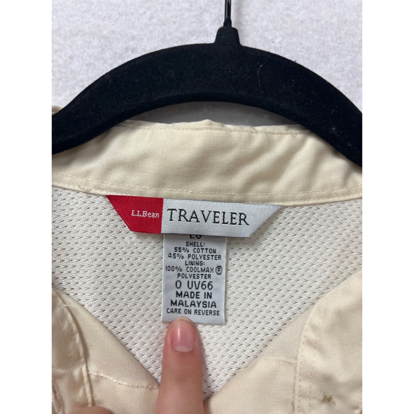 L.L. Bean Traveler Beige Button-Down Shirt Size M #429A