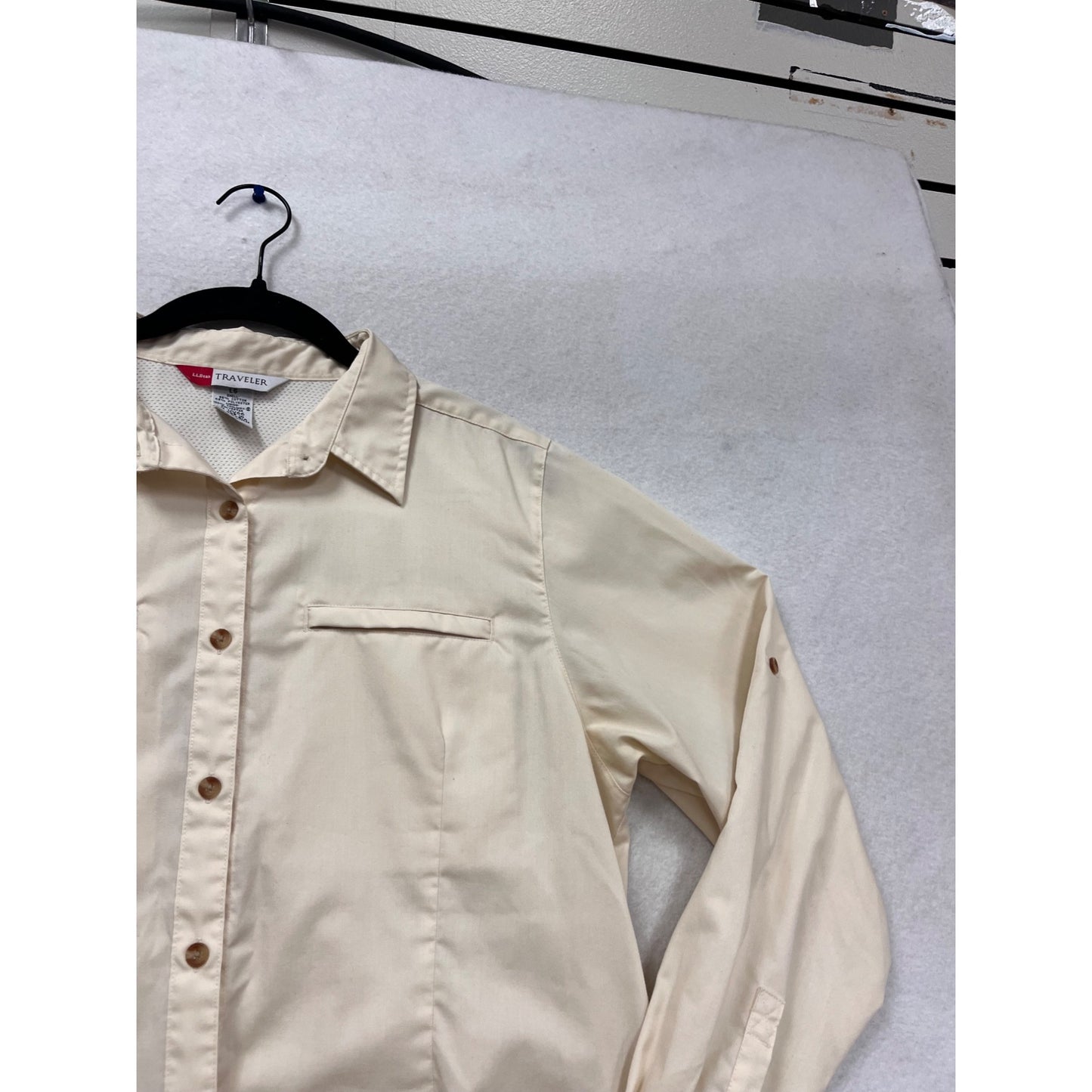 L.L. Bean Traveler Beige Button-Down Shirt Size M #429A