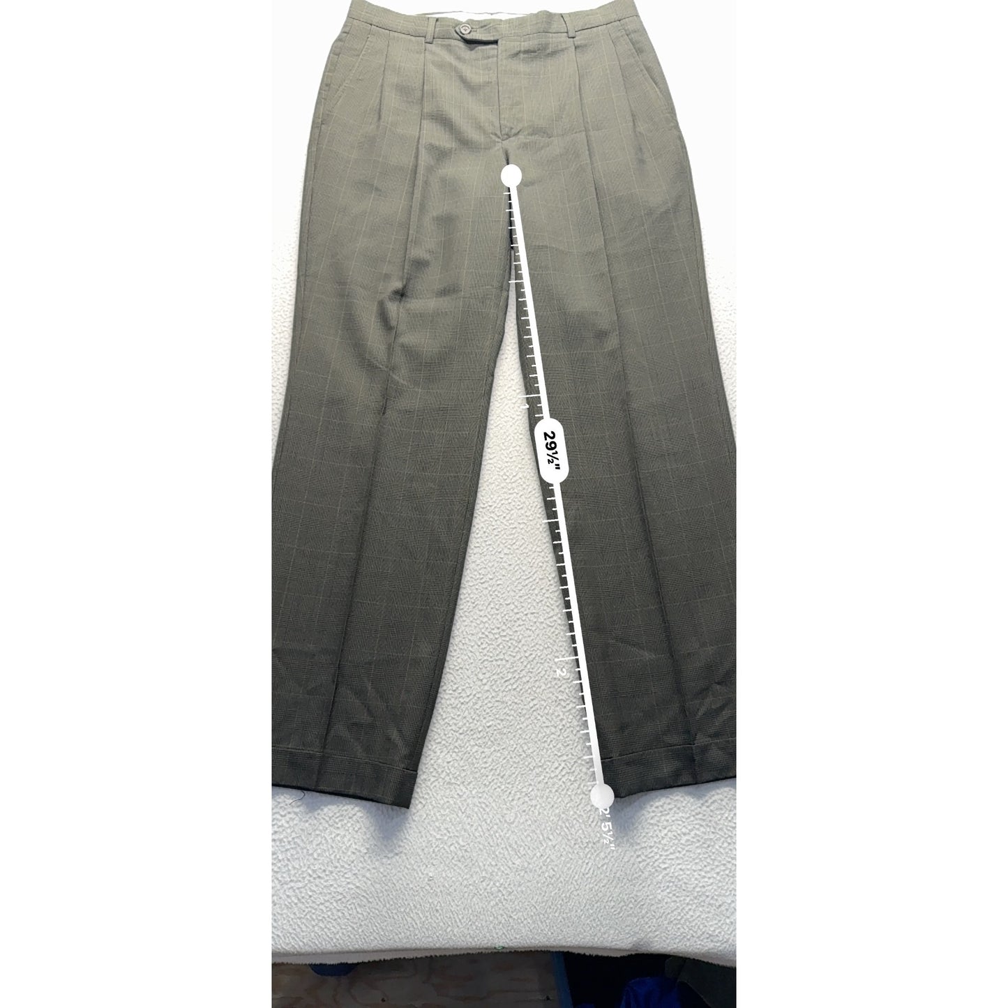 Stafford Mens 100% Worsted Wool Pleated Dress Pants 34x32 Gray Plaid #7948