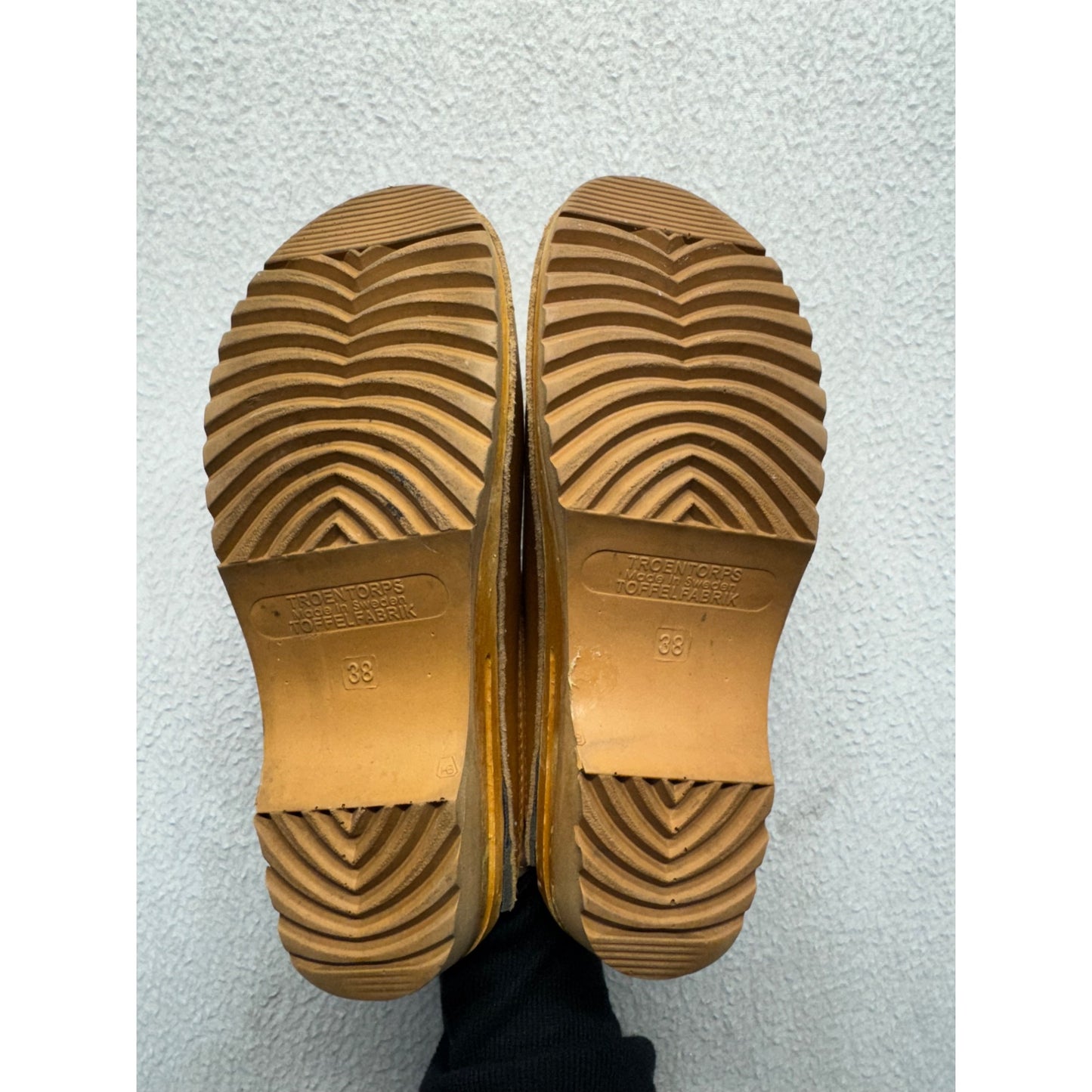 Troentorps Tan Leather Swedish Clogs Size 38 With Black Trim 9440